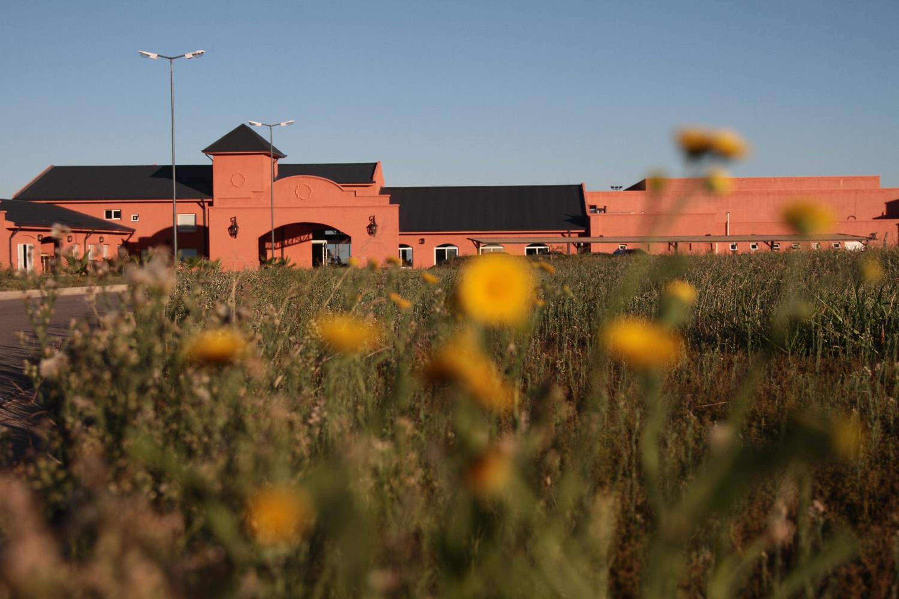 Hotel Nawan Resort Serrano