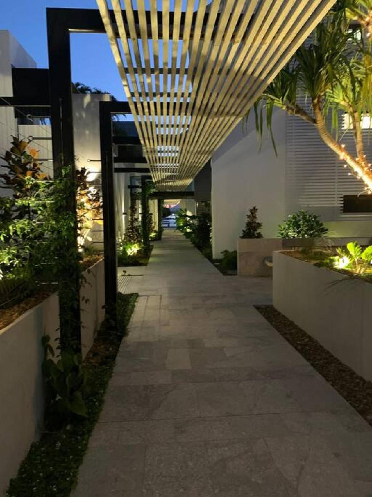 26 Quamby Place by the Water