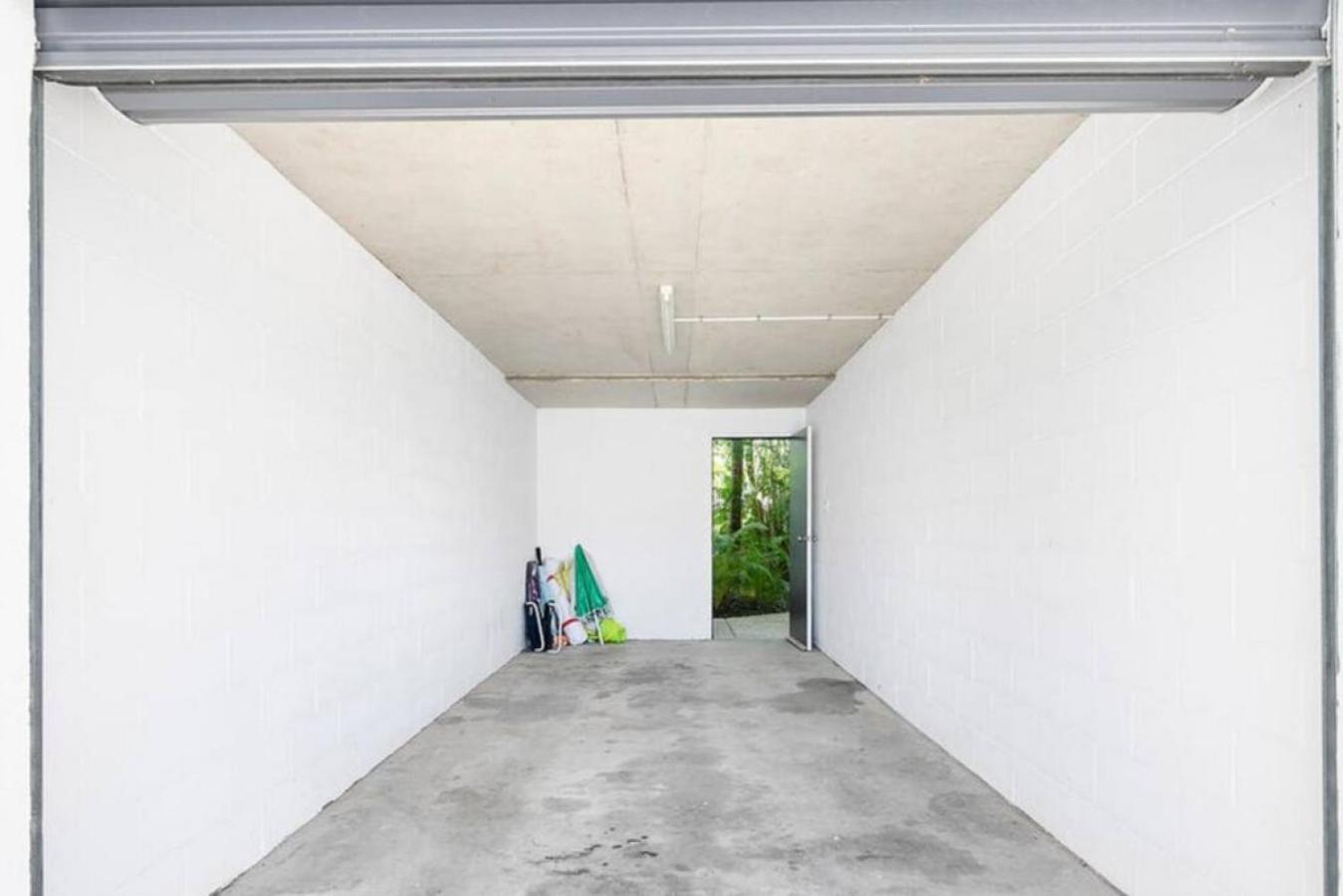 3 35 Beautifully Renovated North Facing 2 bedrooms