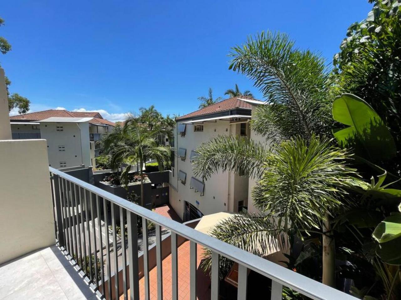 225 2 Bedroom Garden Oasis French Quarter Resort
