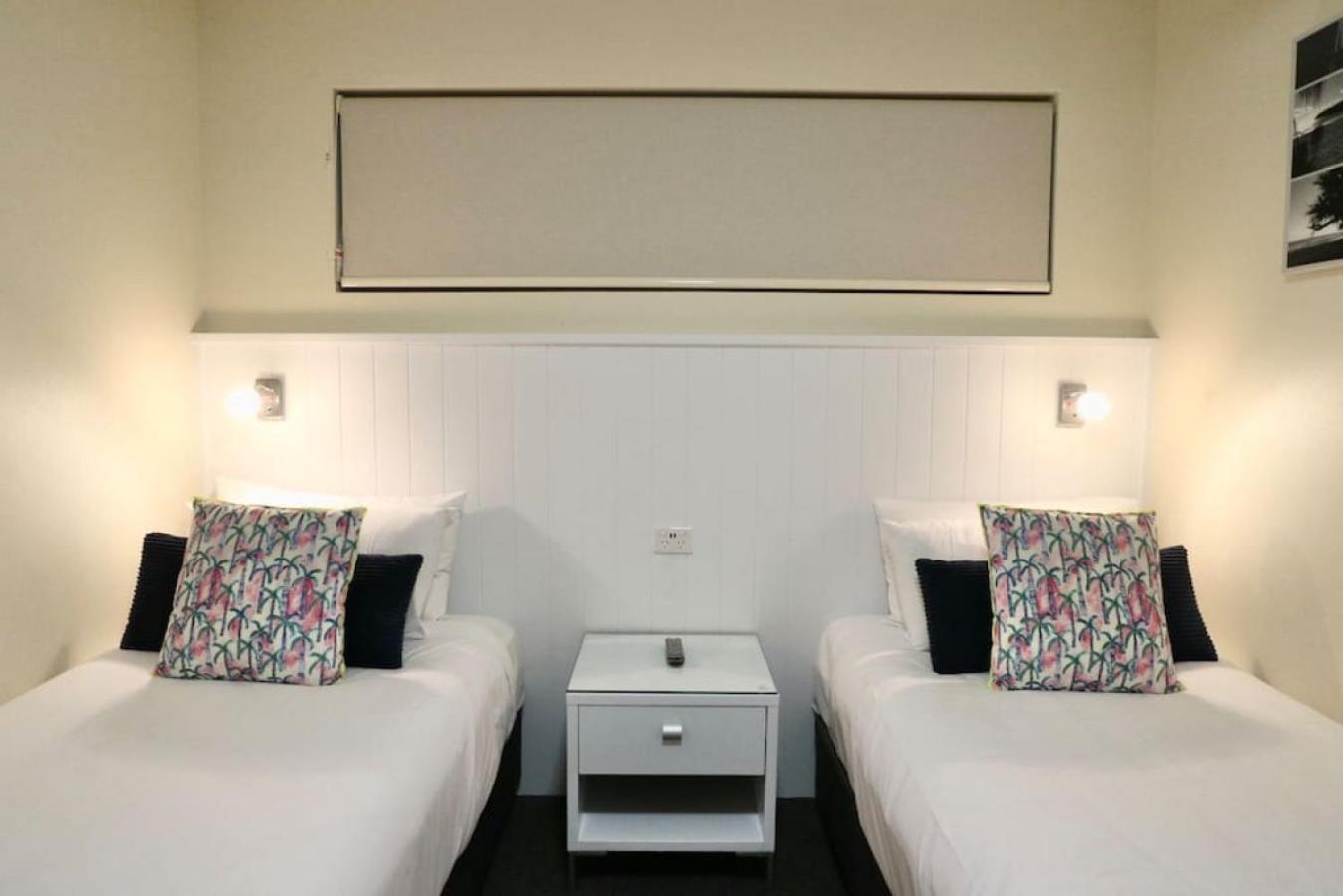 124 Hastings Street 2 bedroom walk to the beach
