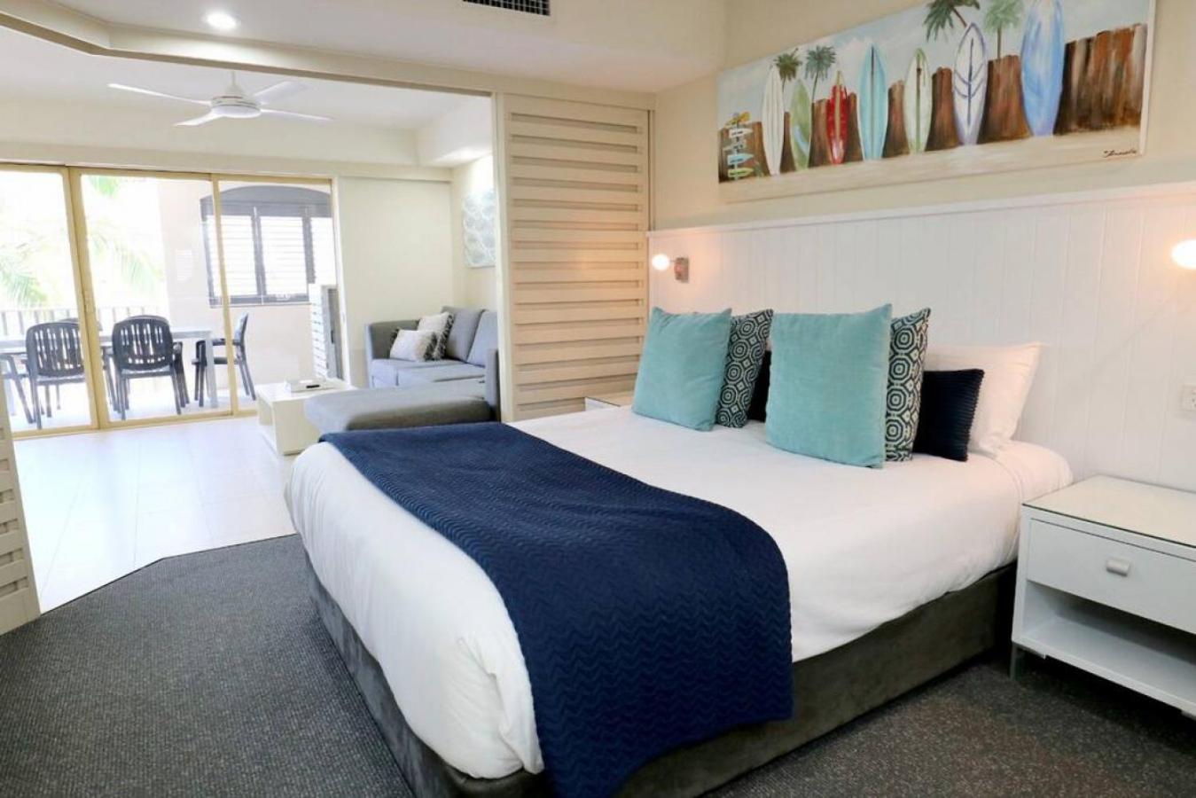 124 Hastings Street 2 bedroom walk to the beach