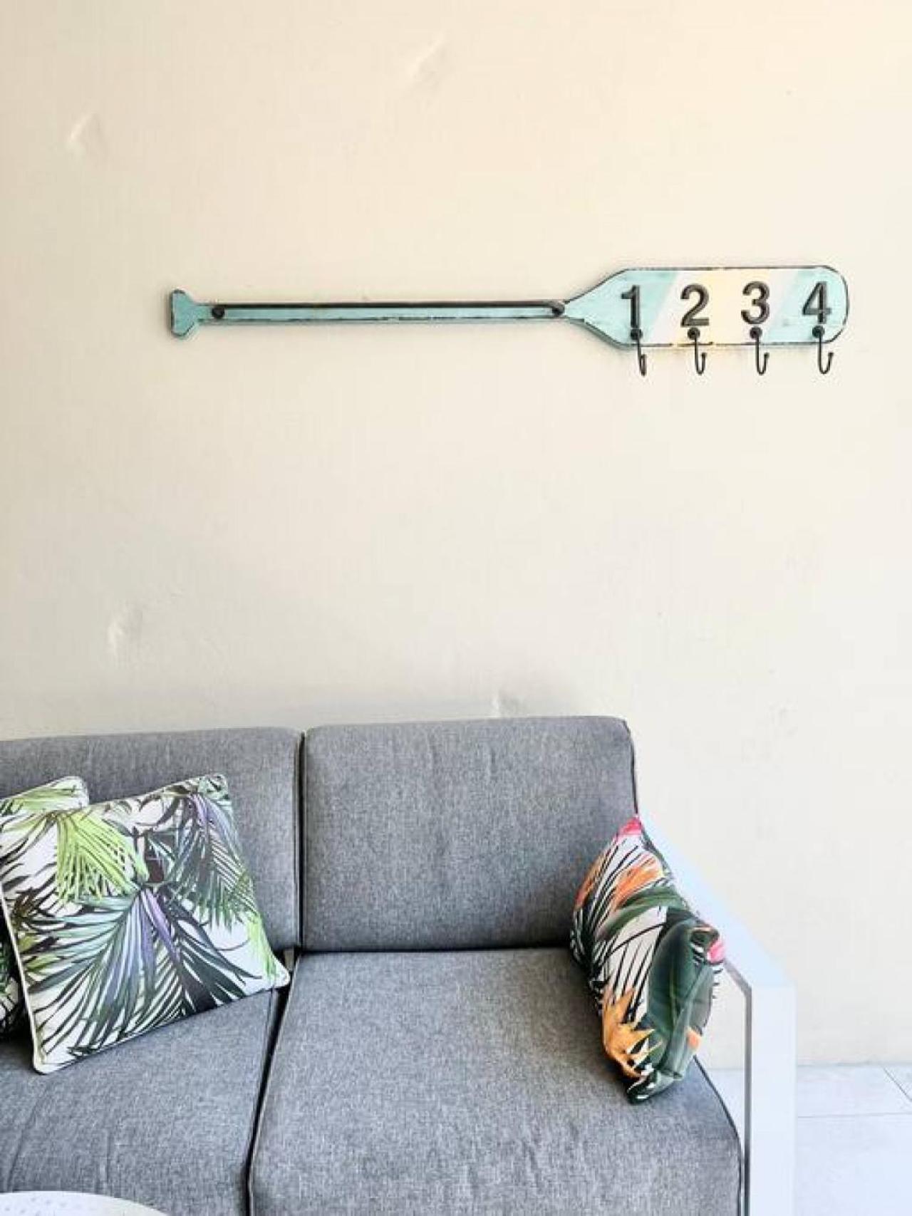 124 Hastings Street 2 bedroom walk to the beach