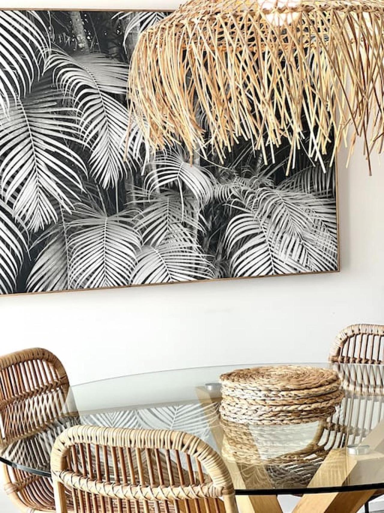 8NA Lovely 2 bedroom on Noosa Parade
