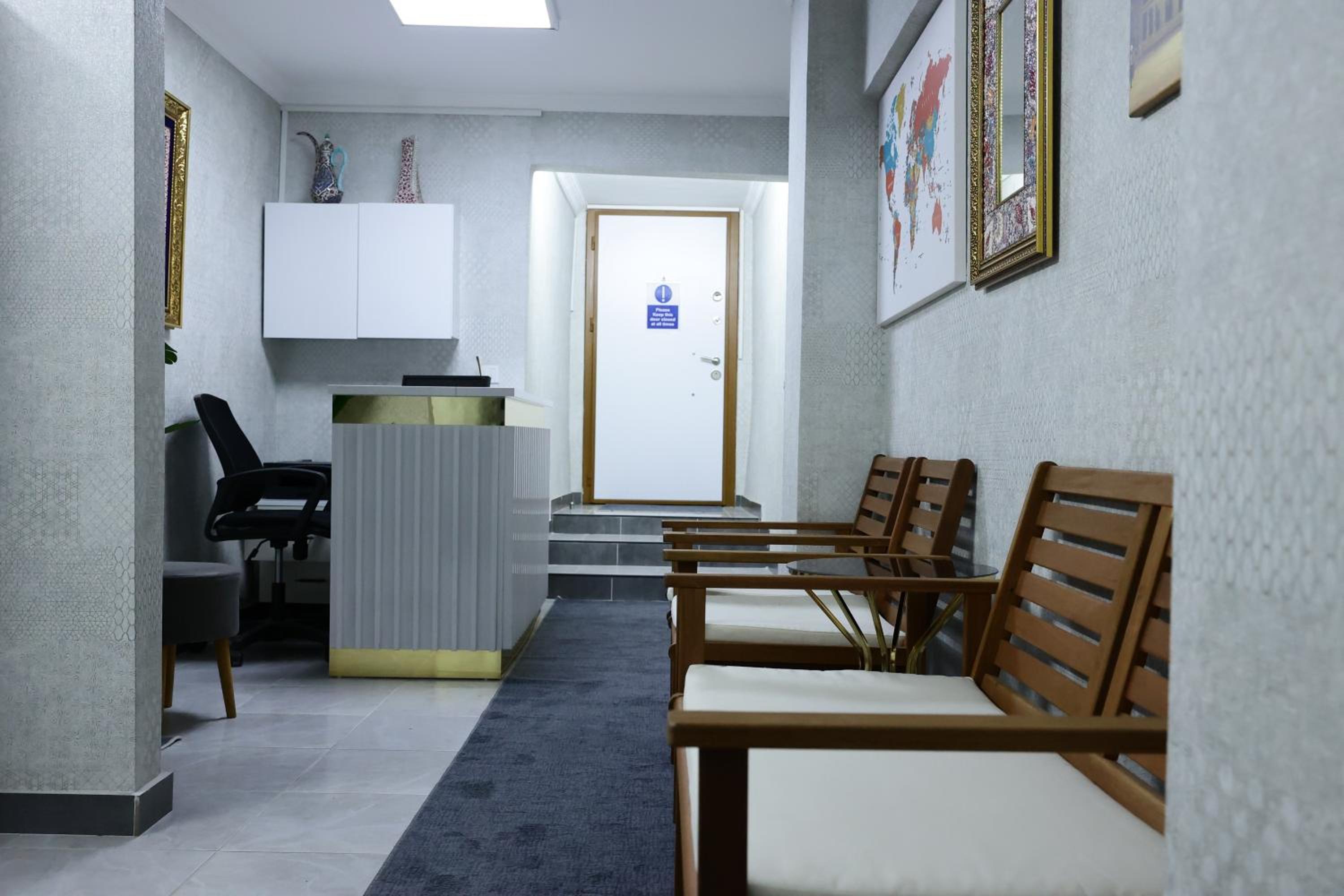 Bonita Apart - Image 113