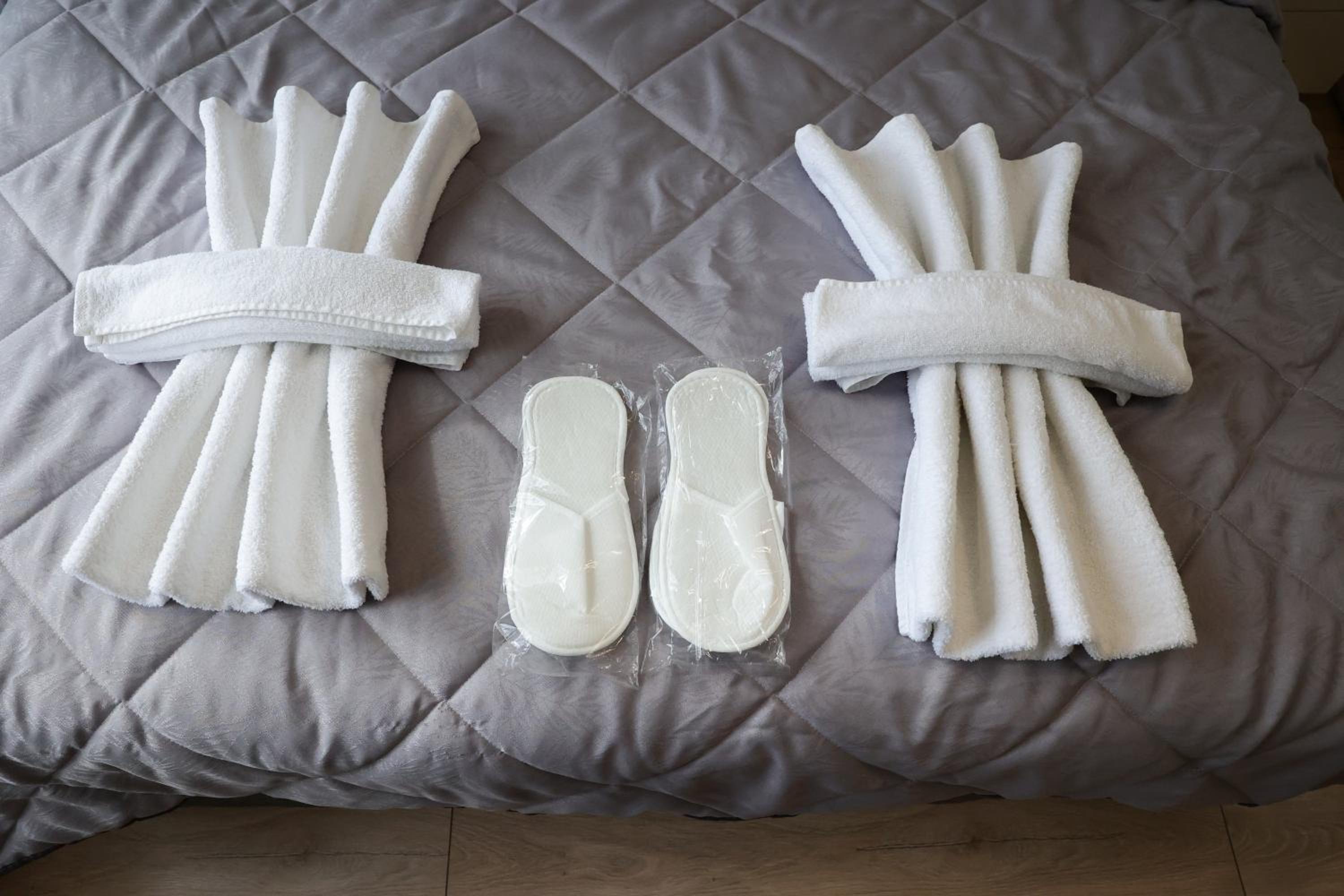 Bonita Apart - Image 36