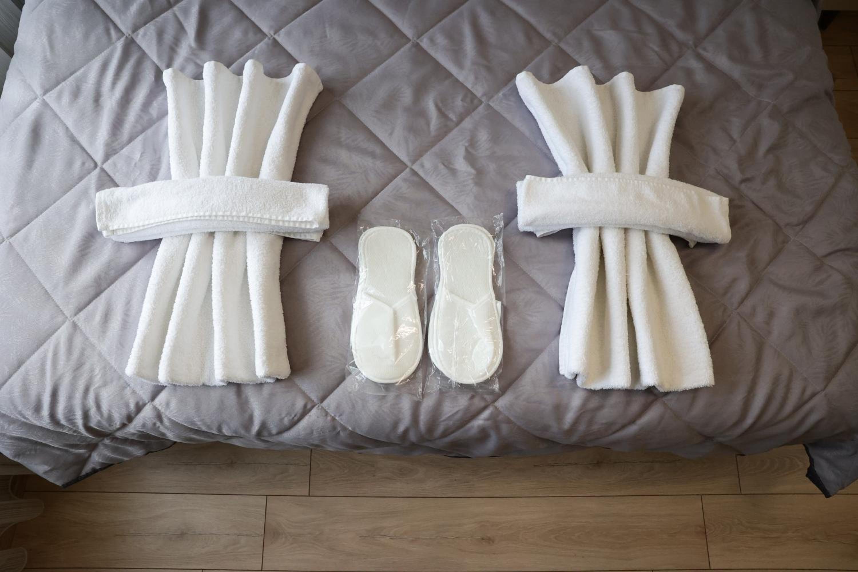 Bonita Apart - Image 61