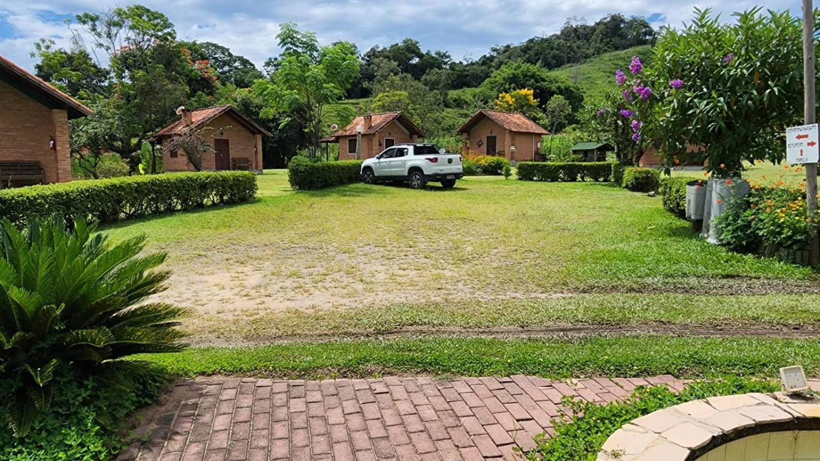 Pousada dos Girassóis