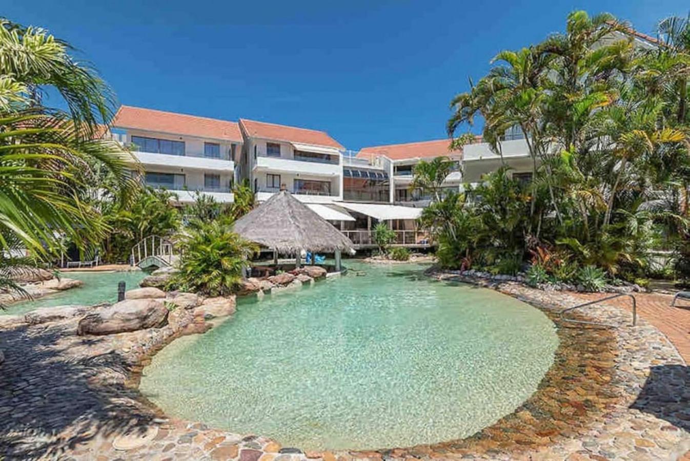 102 Resort on Noosa Hill Heart of Noosa