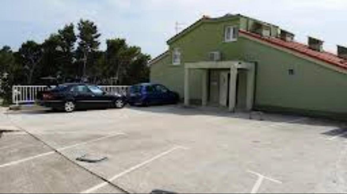 Photo 28