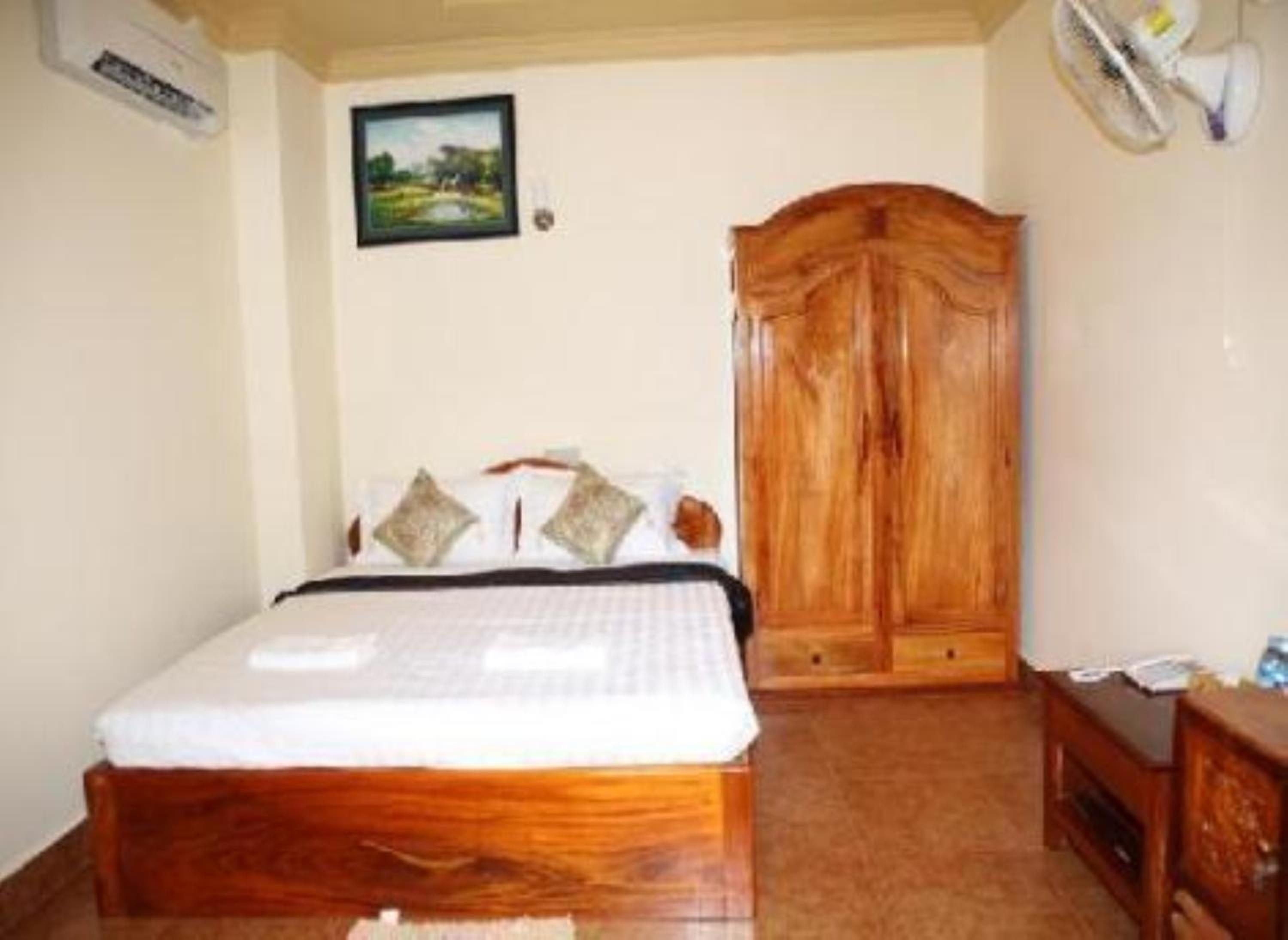 Lux Guesthouse
