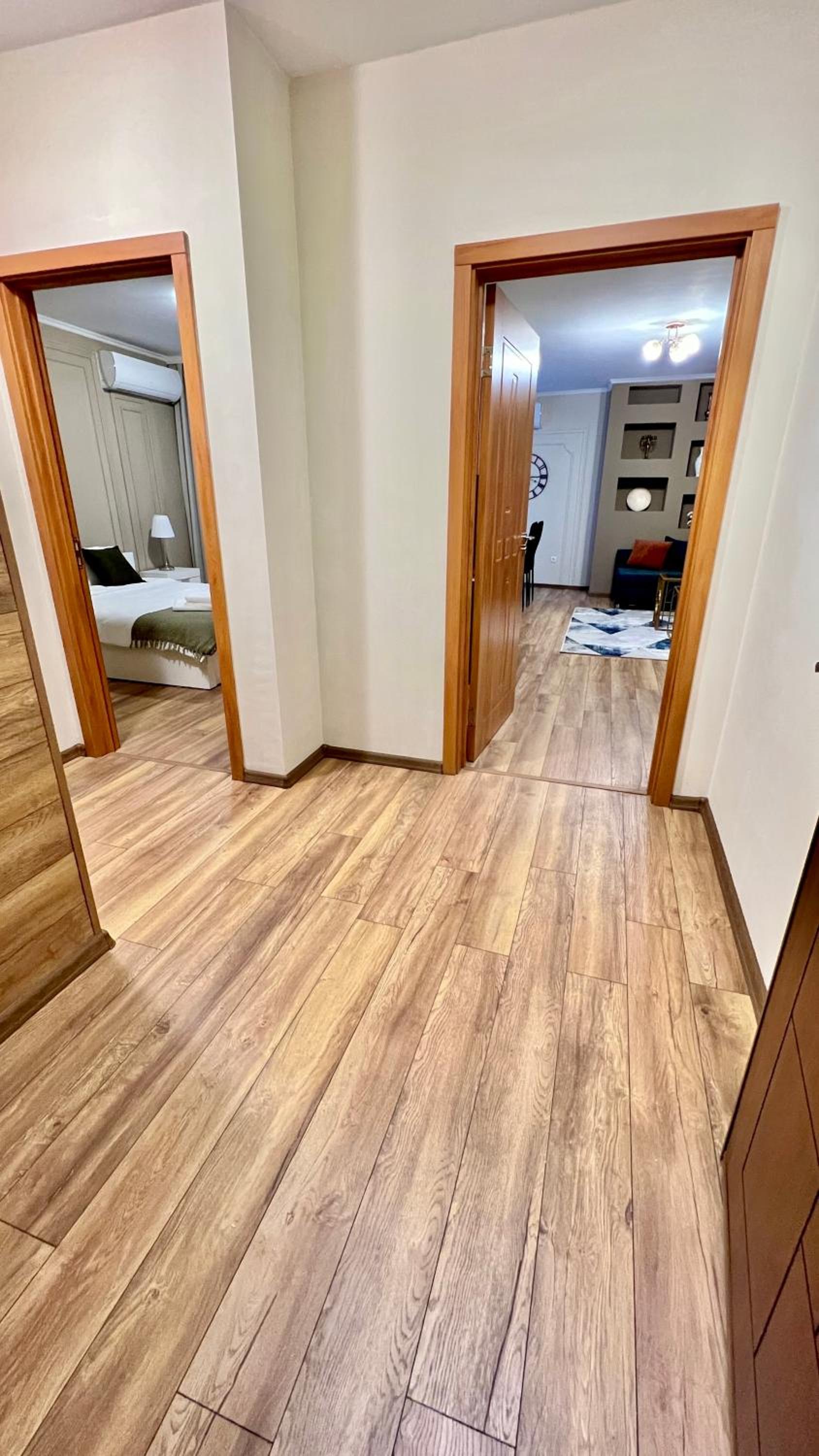 Gondola Apartments Lux