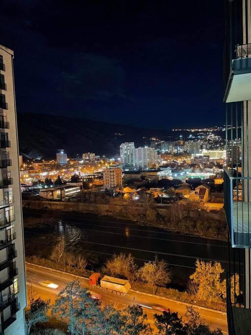 Apartment with city view view 4