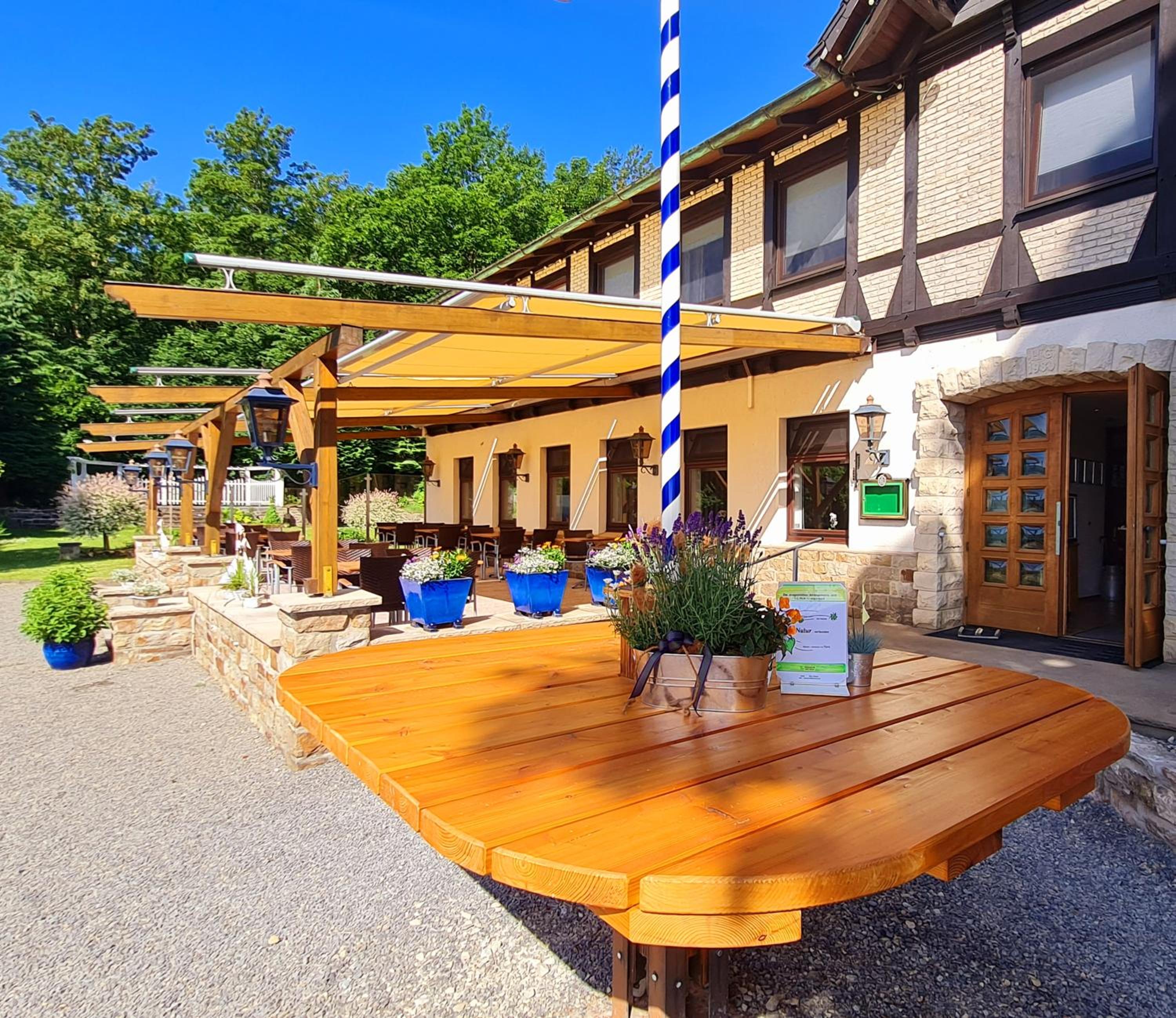 Hotel Waldquelle - Baumhaushotel Aerzen - Property Image 1