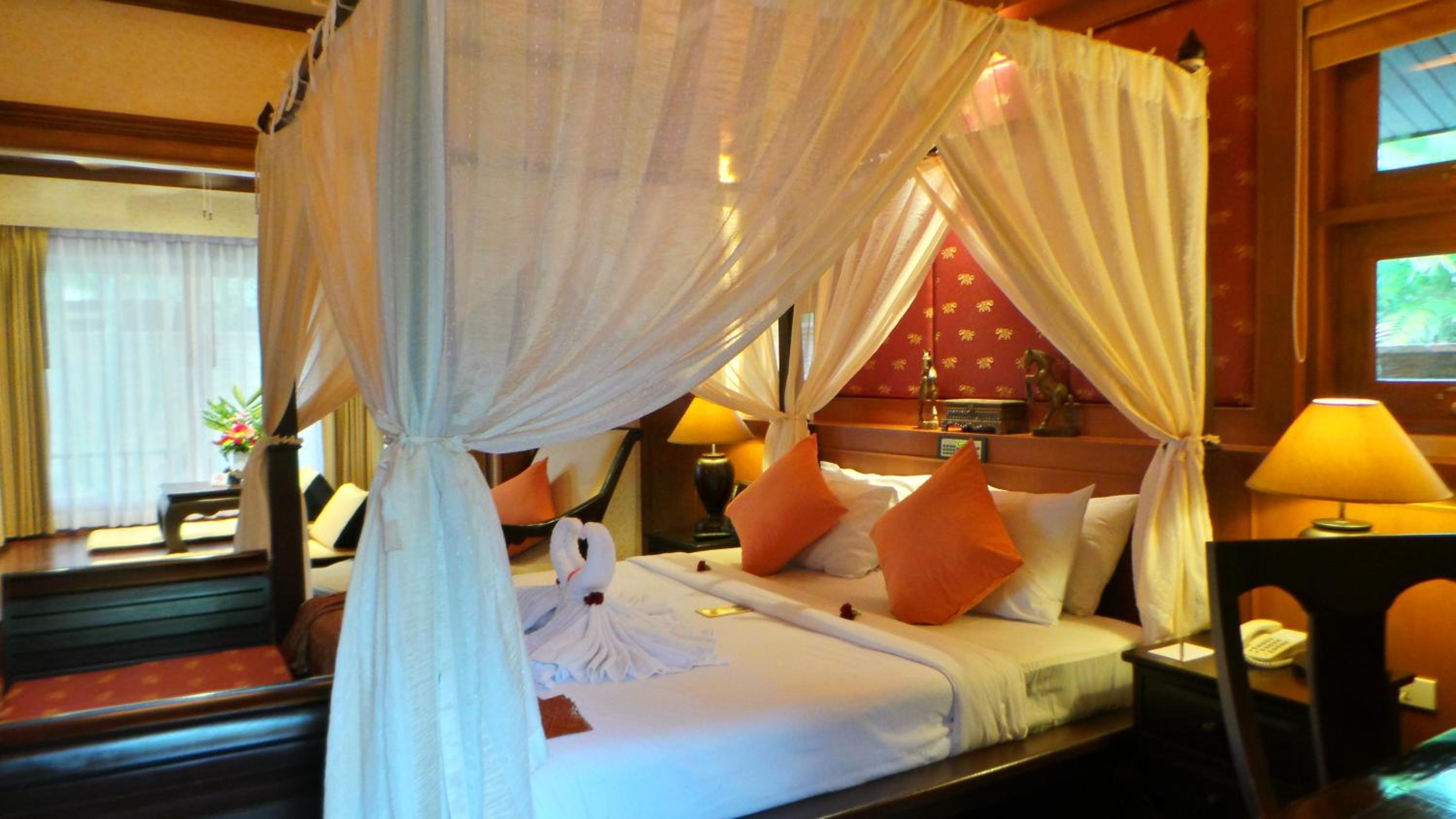 Mukdara Beach Villa & Spa Resort