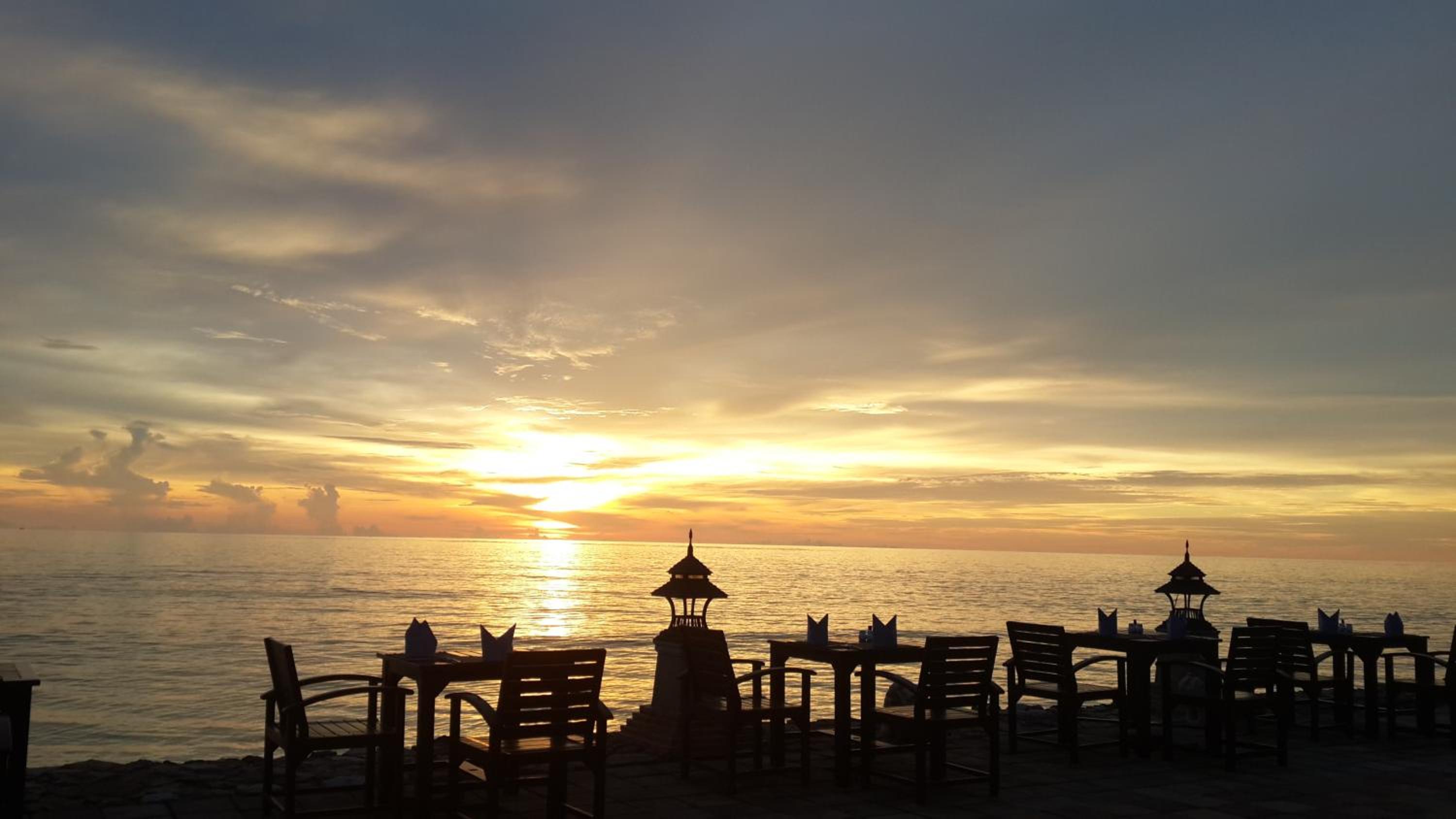 Mukdara Beach Villa & Spa Resort