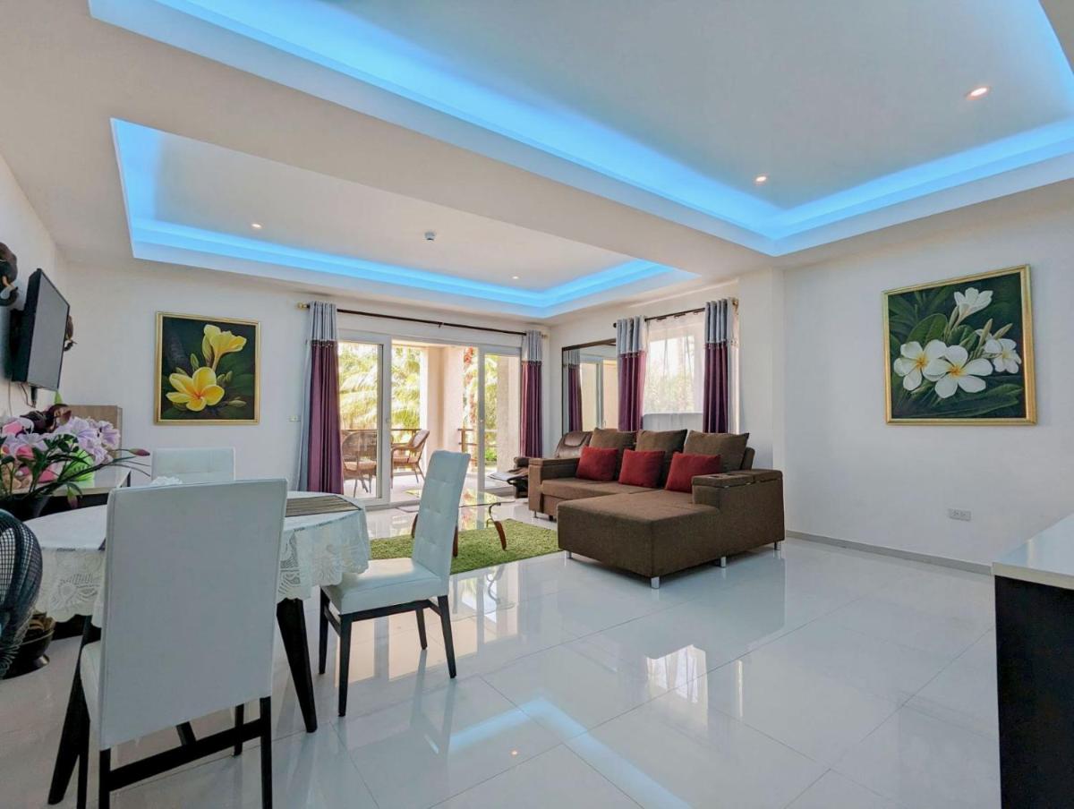 Siam Royal View Resort Apartments