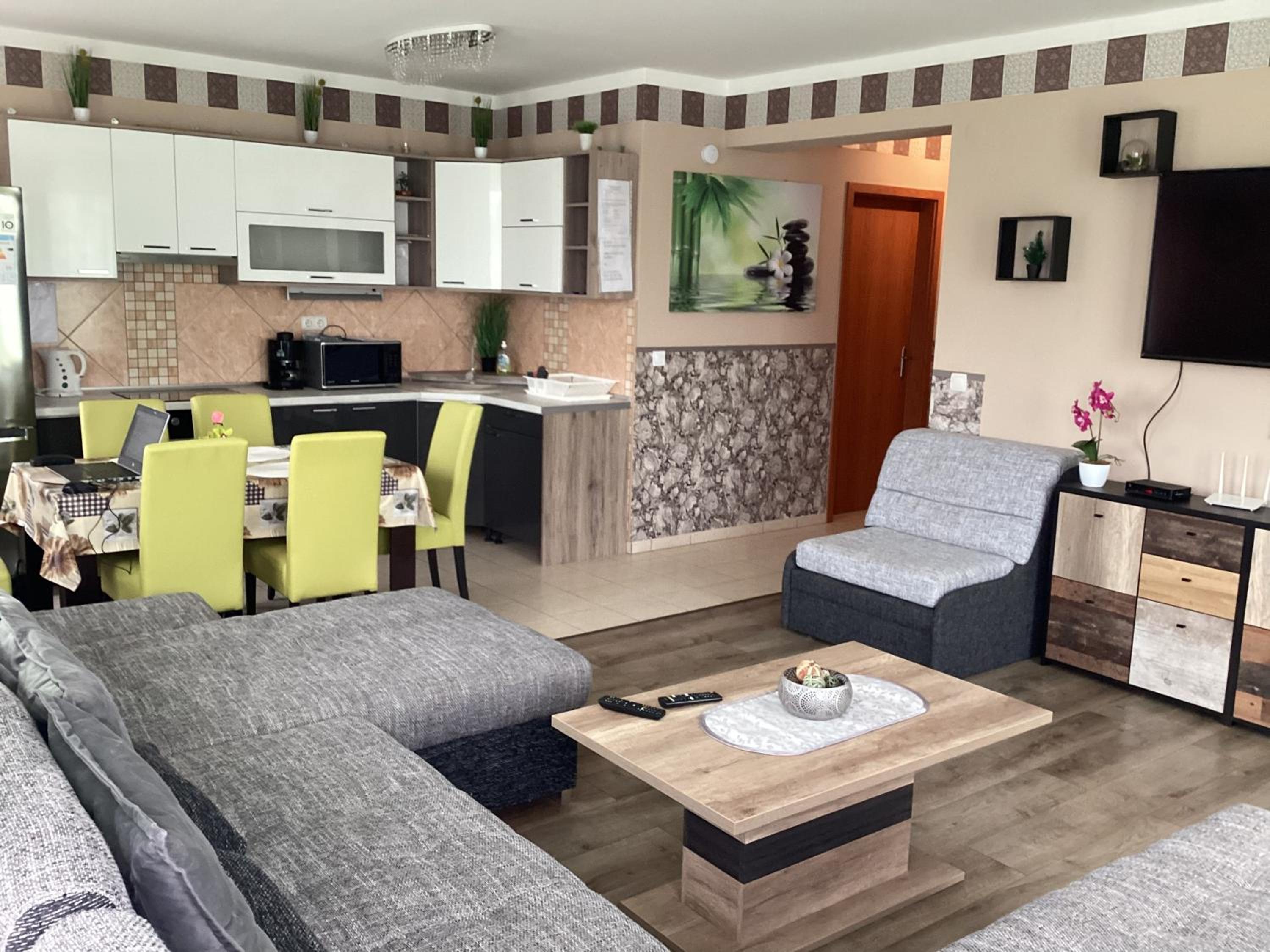 Mesi Lux apartman view 4
