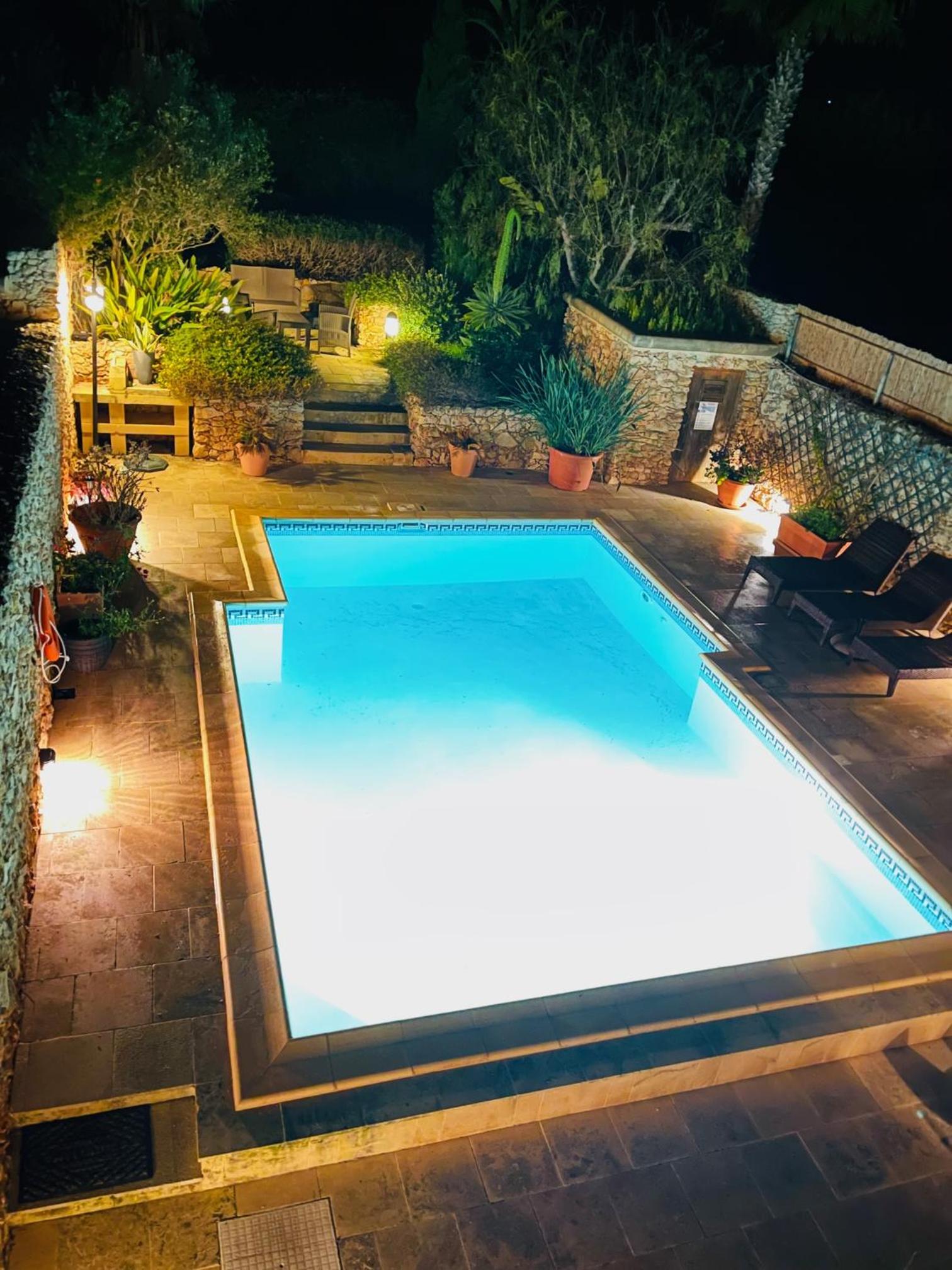 Ta' Klementa Farmhouse view 3