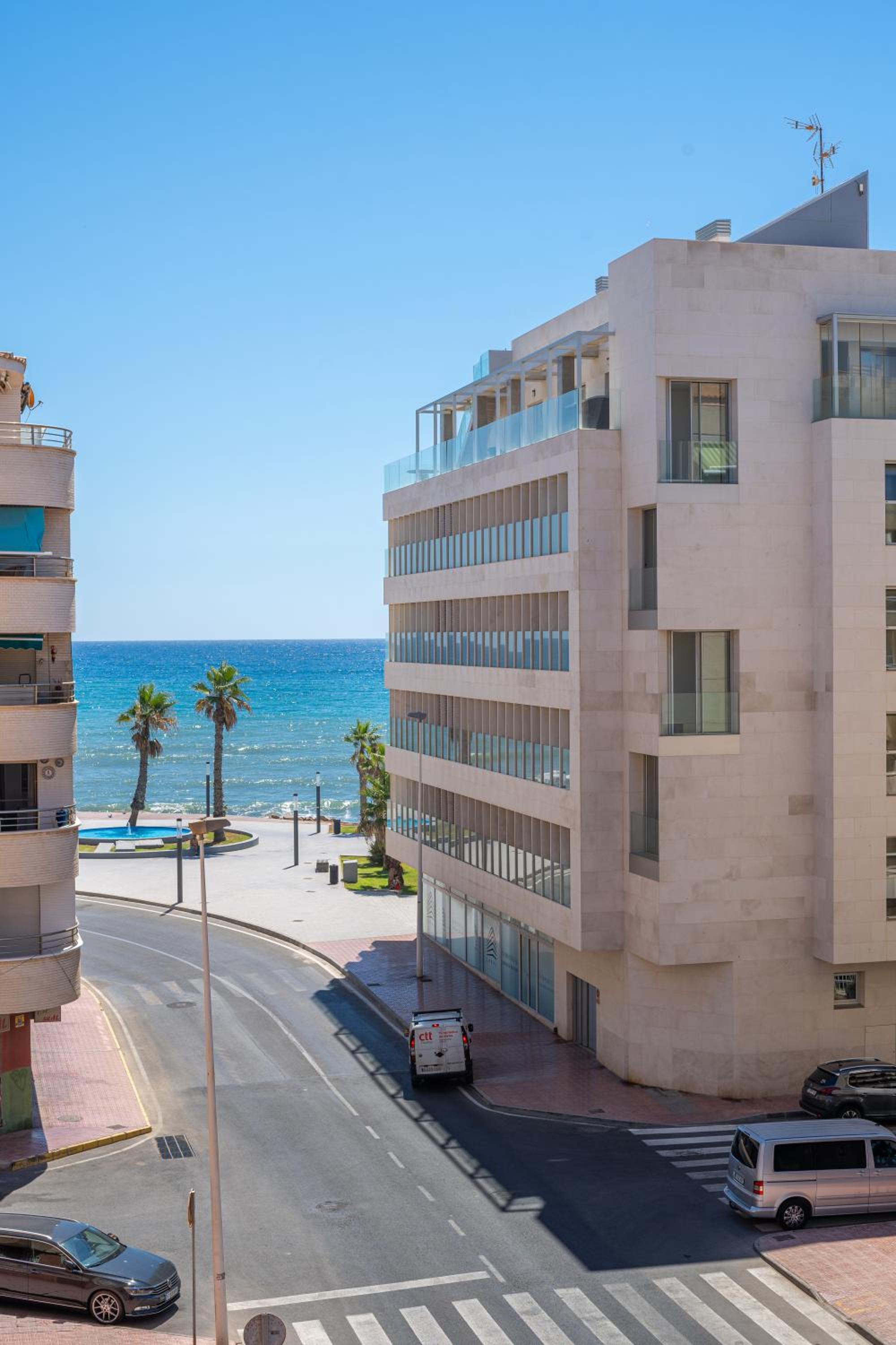 Hotel Torrevieja playa del Cura con vista al mar - Image 1