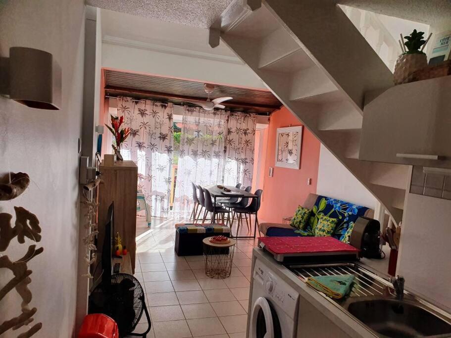 Appartement KER-EOL Résidence CANOUAN Sainte-Anne avec piscine view 4