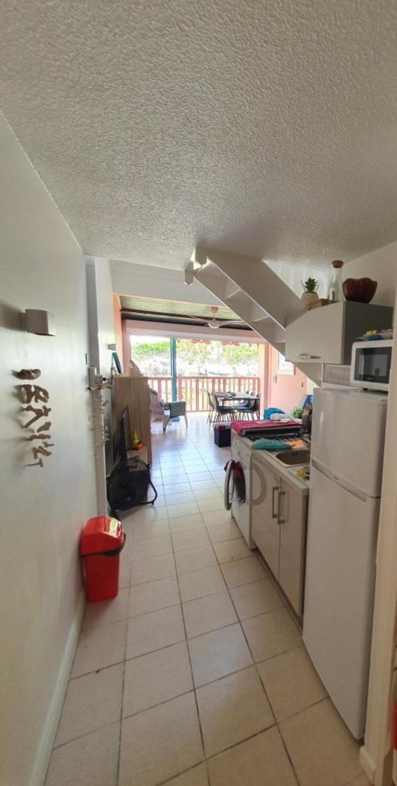 Appartement KER-EOL Résidence CANOUAN Sainte-Anne avec piscine view 3