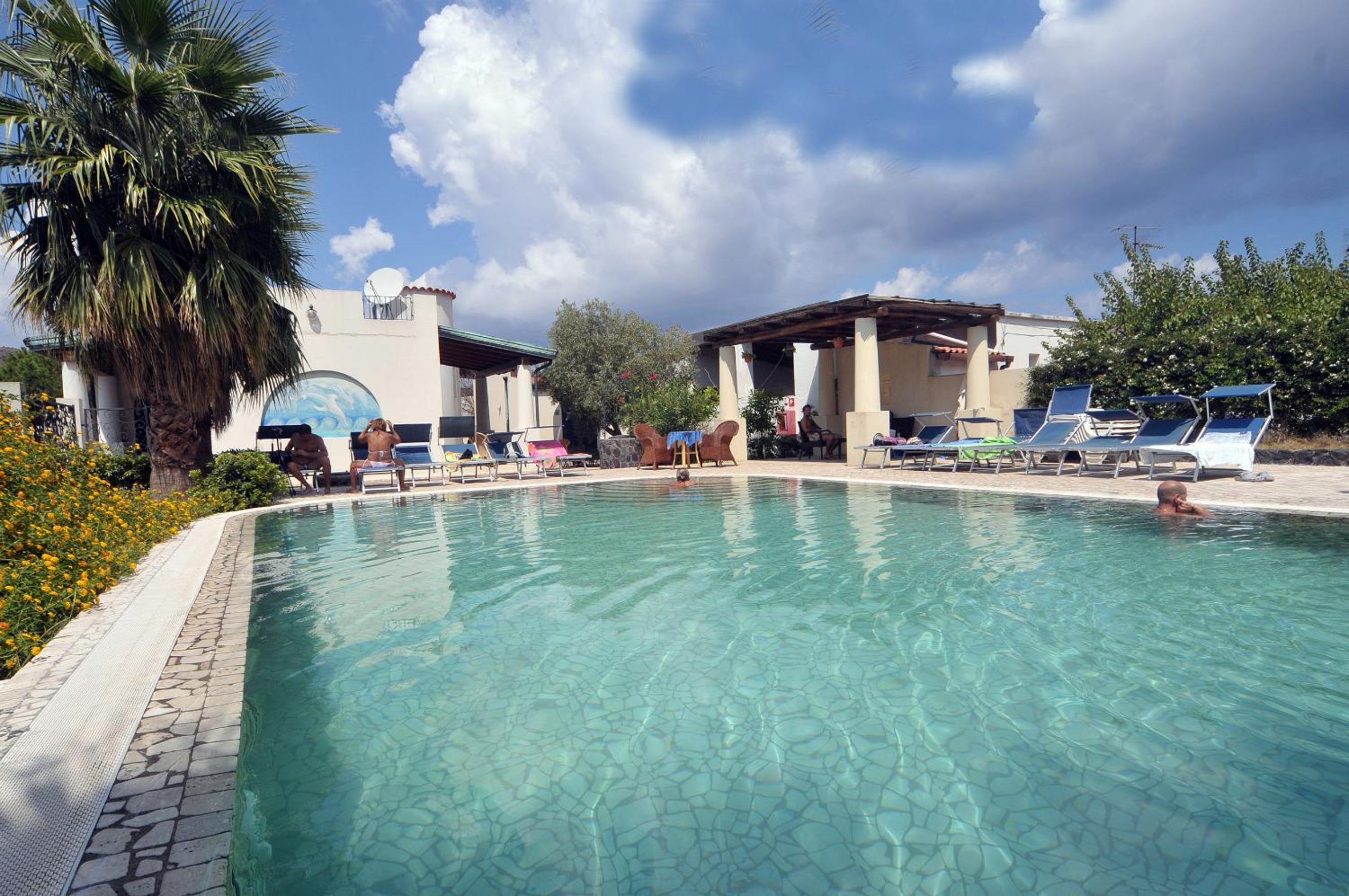 Vulcano Vacations - Hotel Aura - Property Image 1