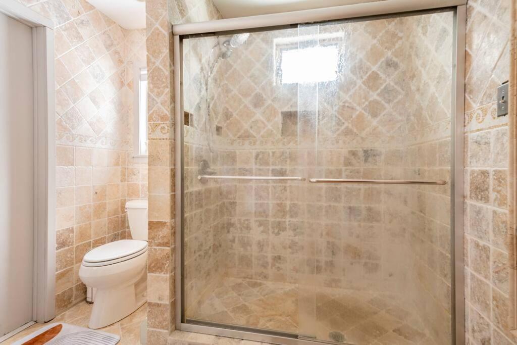 NYC getaway. Close to Minnewaska park & wineries. view 4