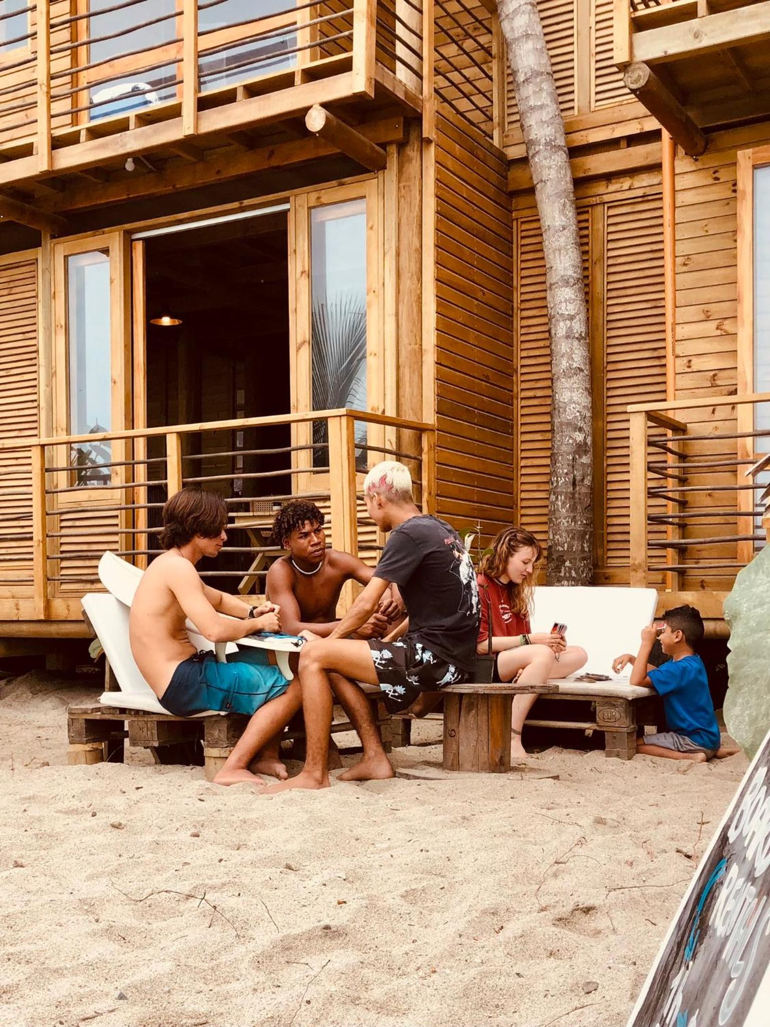 Mendihuaca Surf Camp