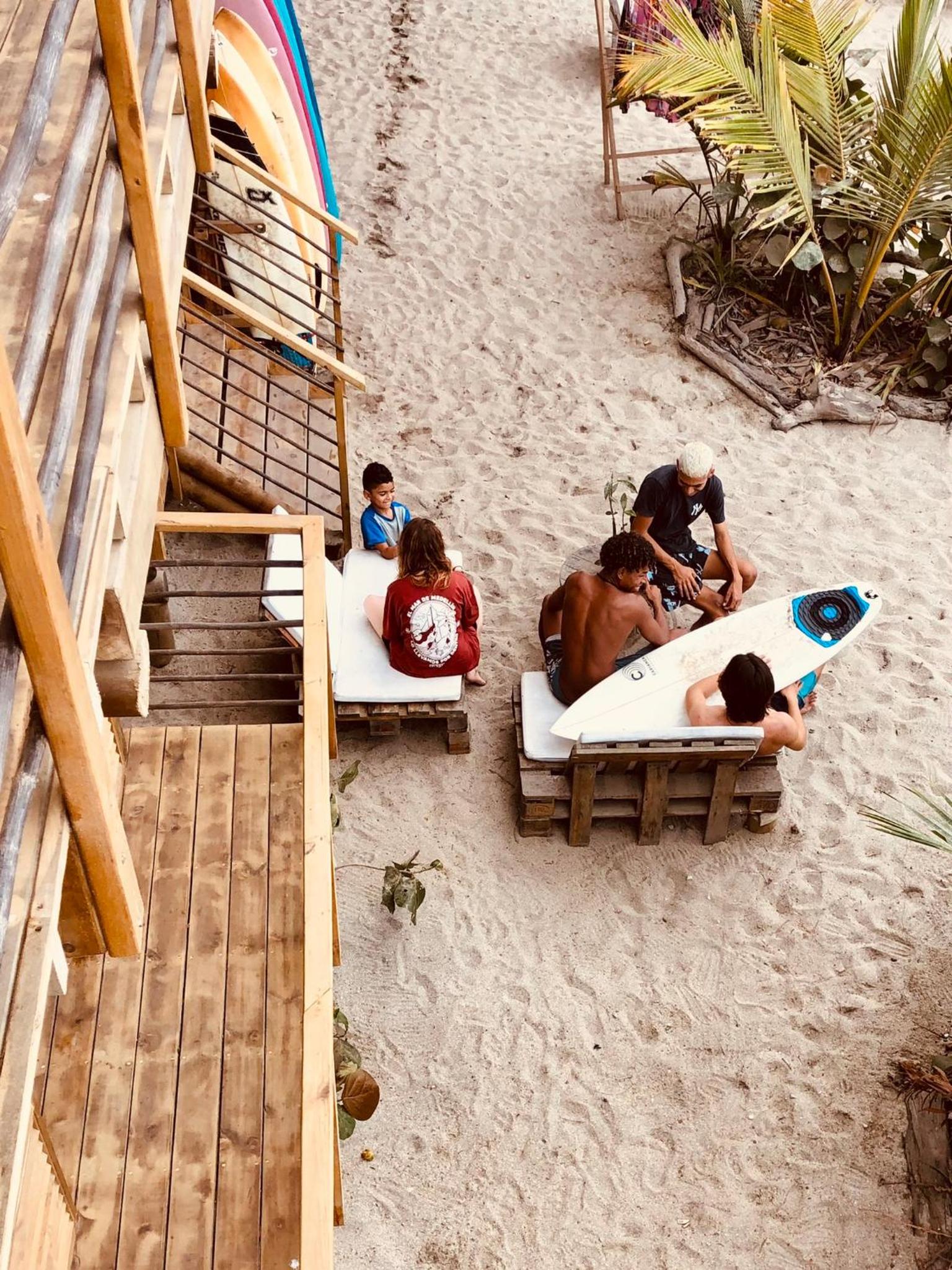 Mendihuaca Surf Camp