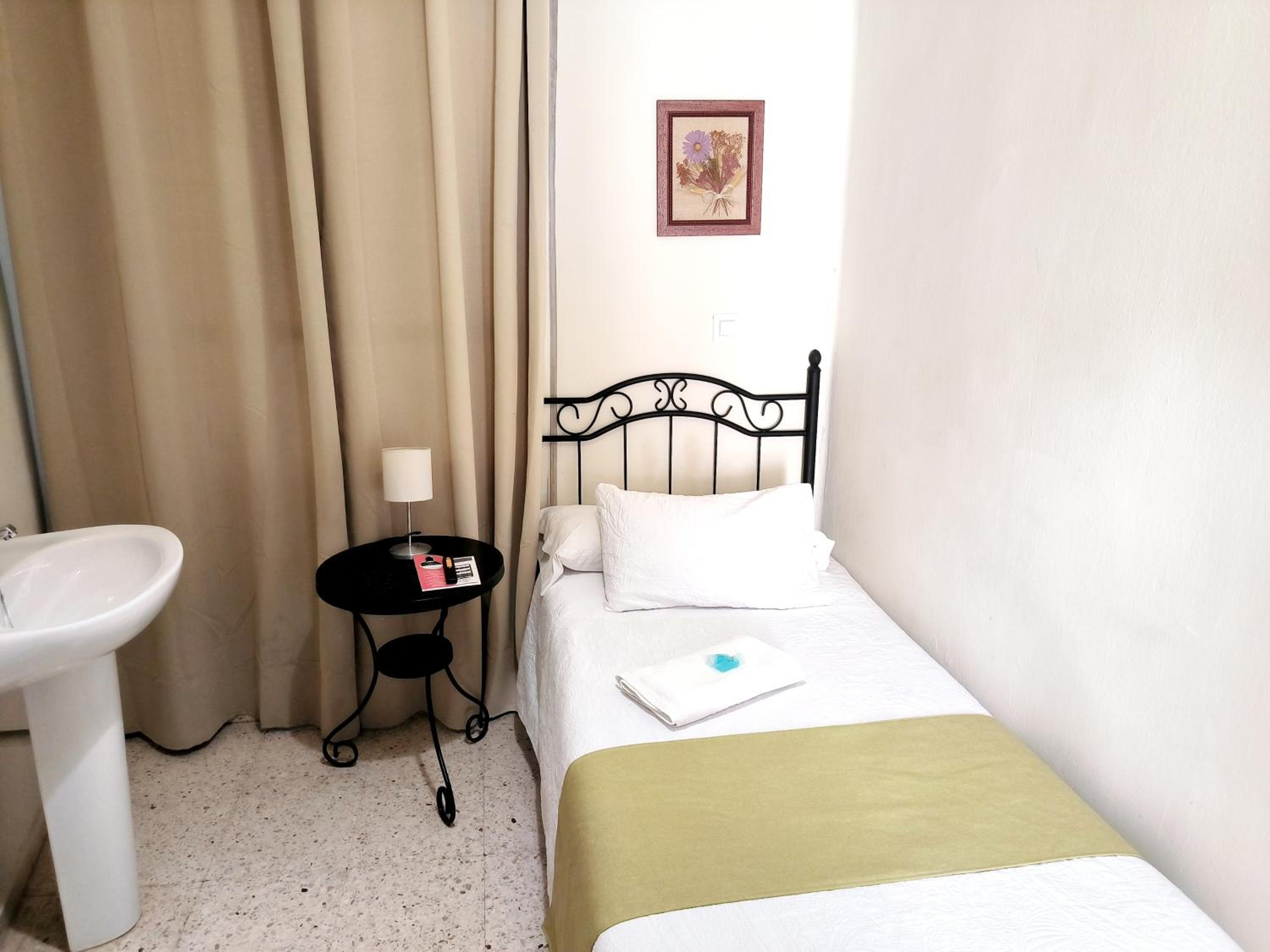 Pension Perez Montilla