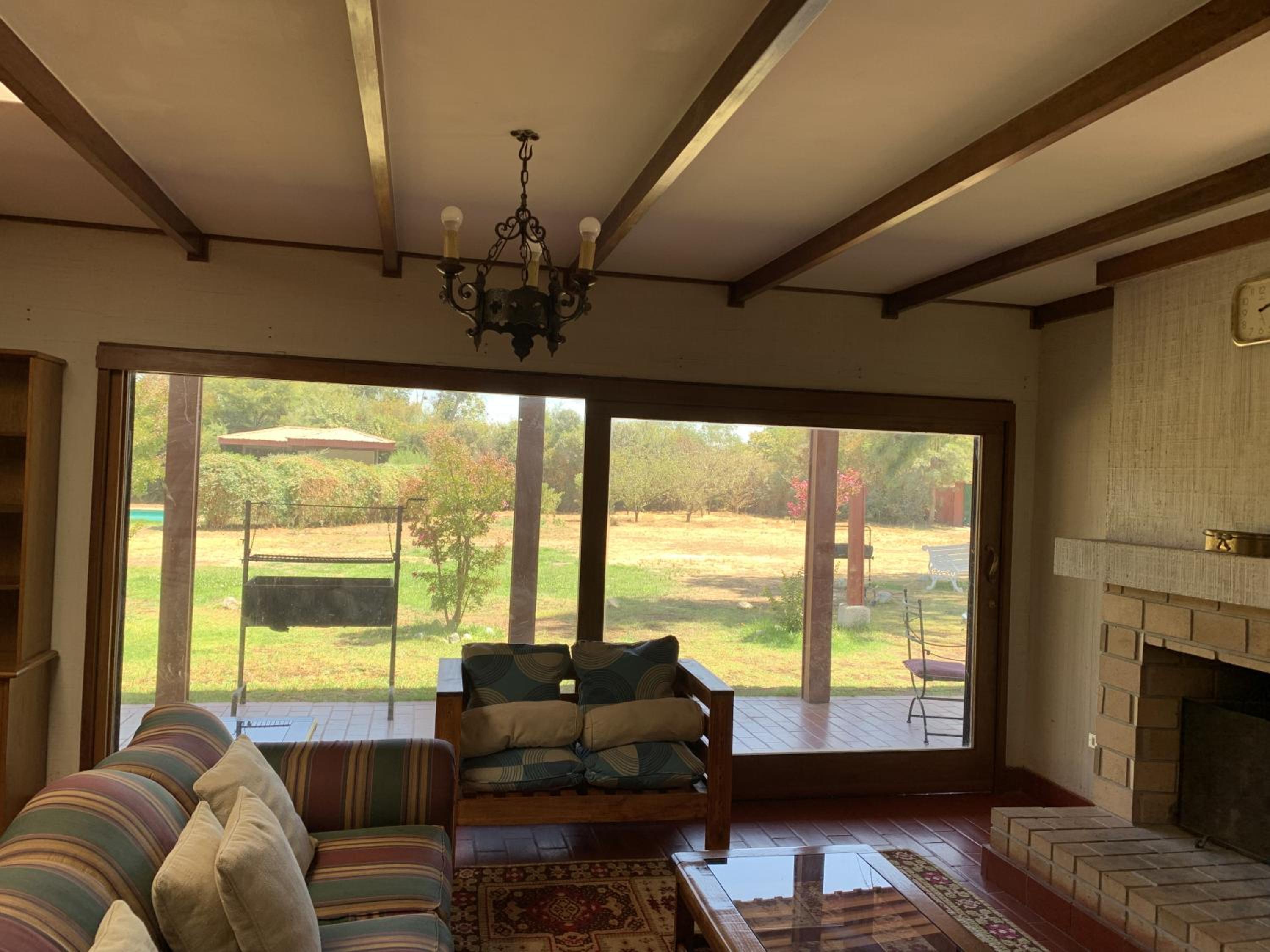 Casa tranquila y central con piscina en Olmué