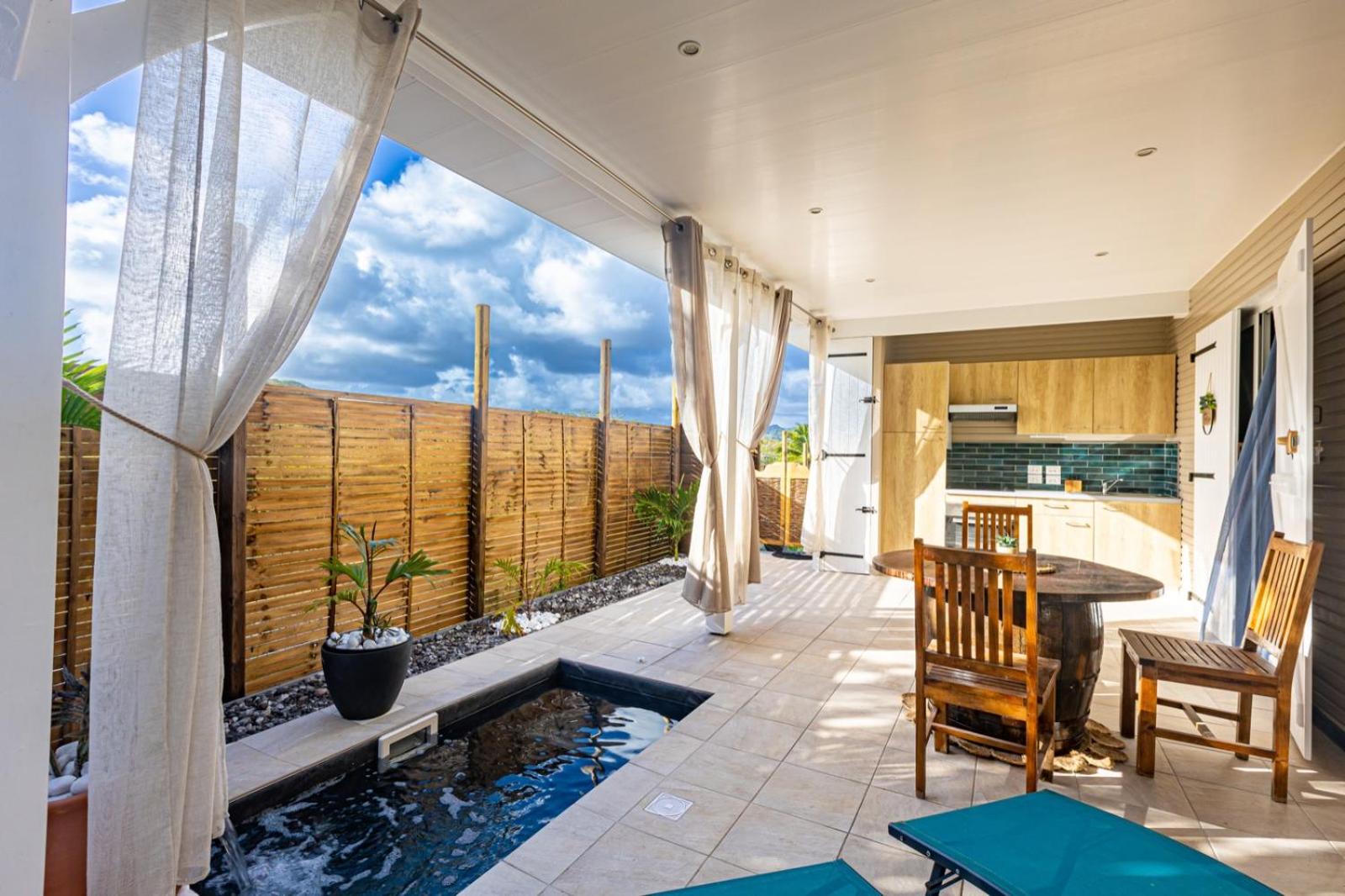 SeaZen Lodge view 5