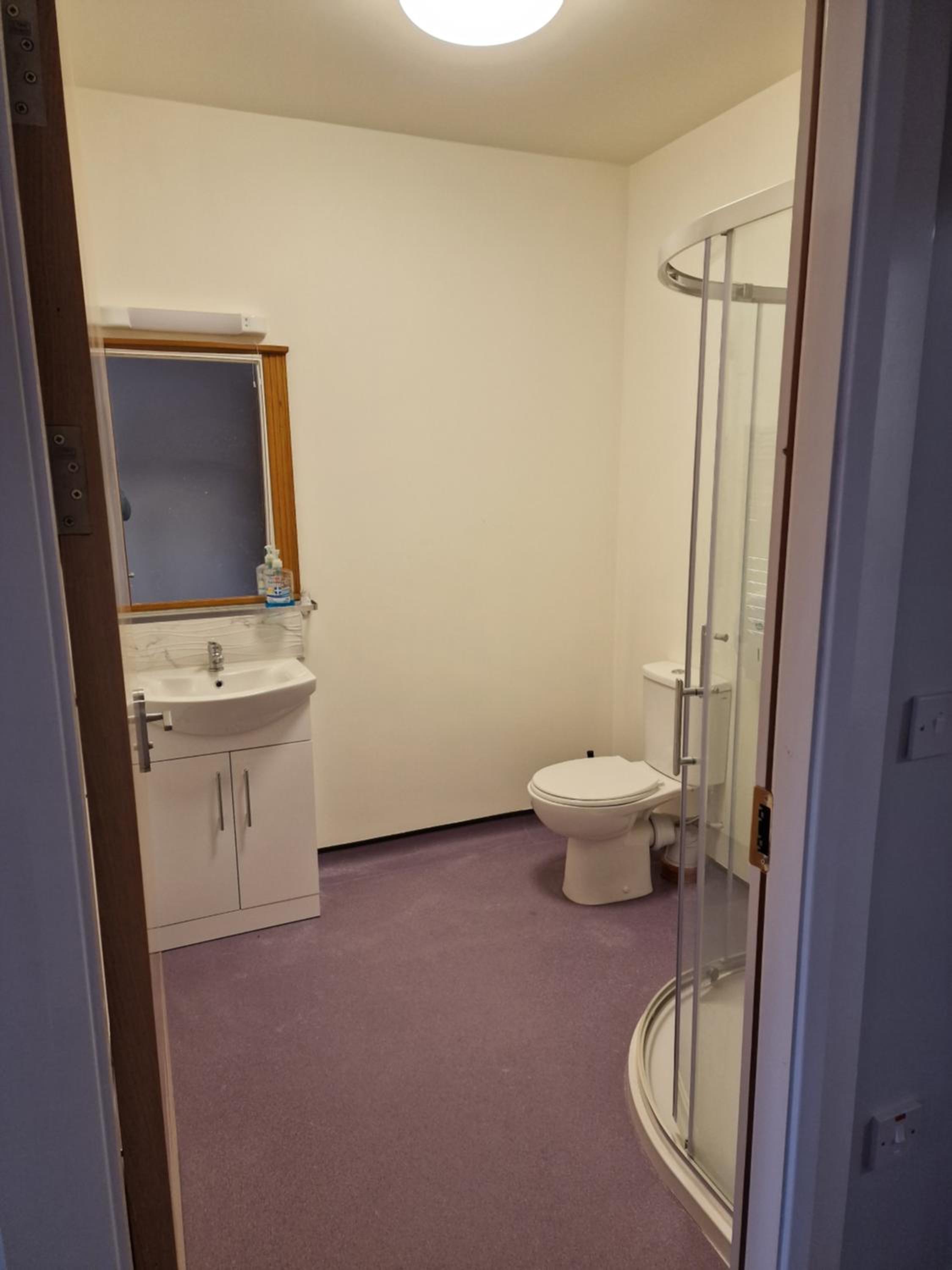 Athlone Vacations - Home Inn - Property Image 5