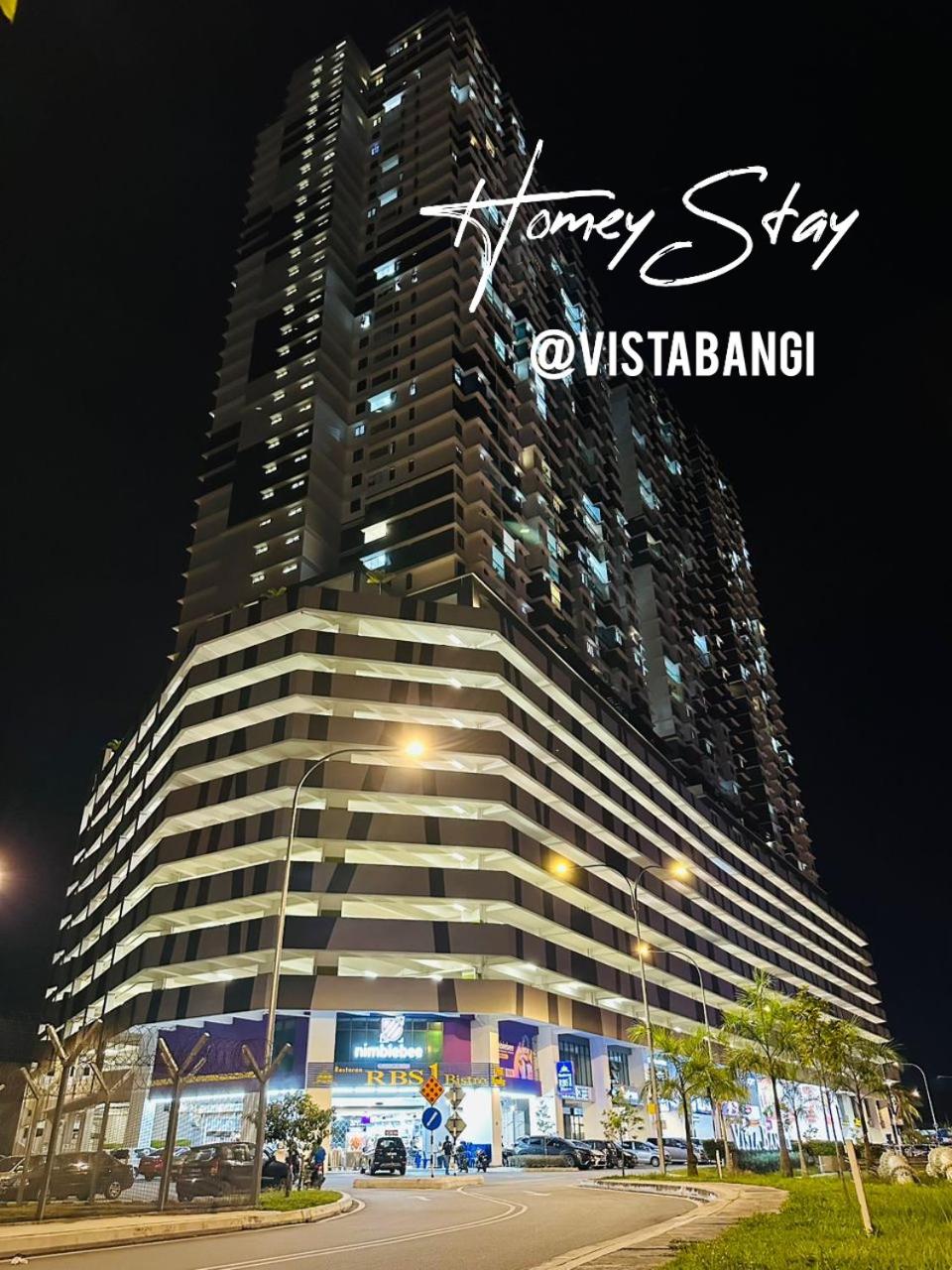 Homey Stay @vistabangi photo 6