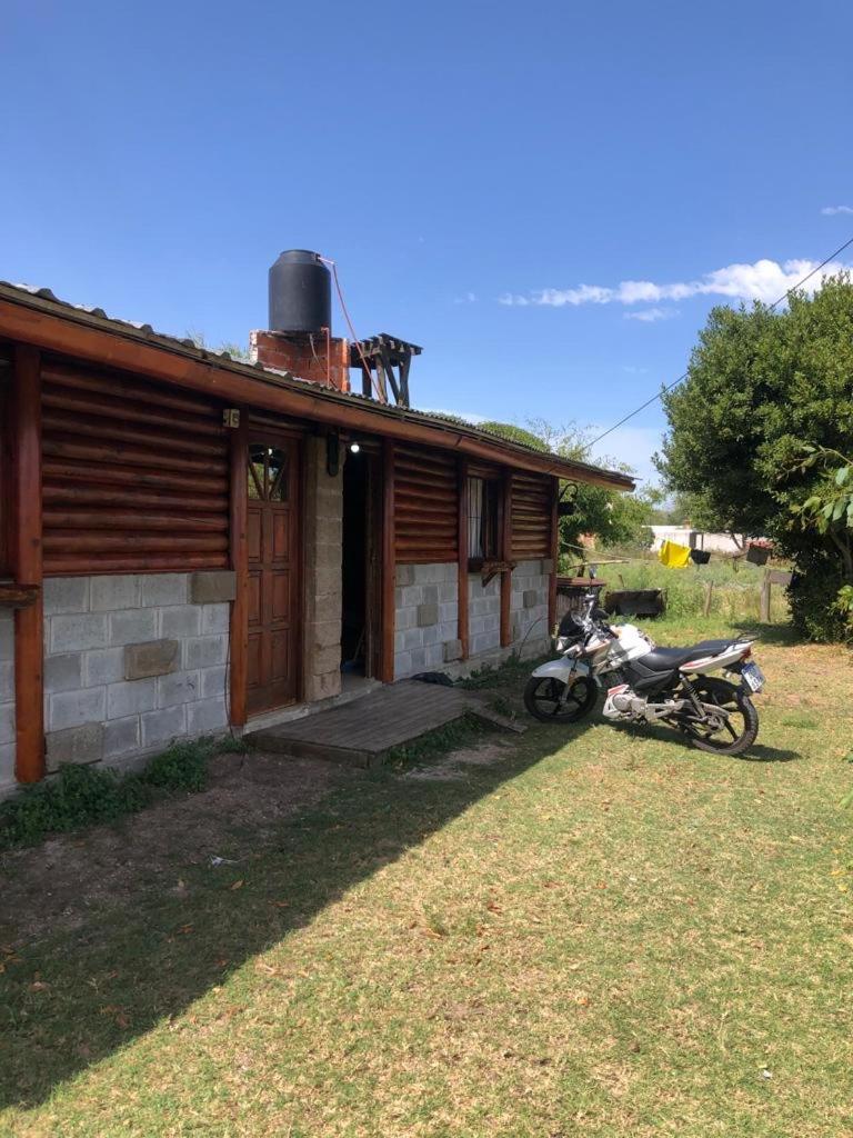 hermosa cabaña cerca del puerto