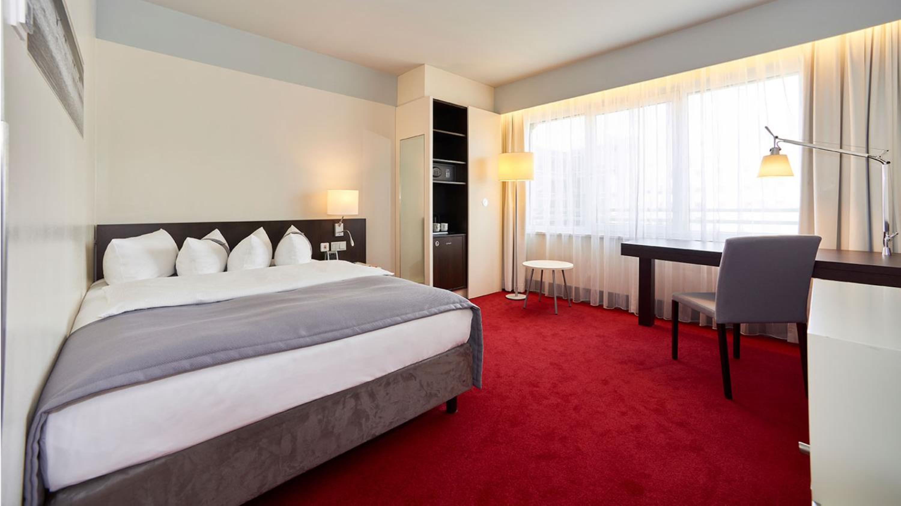 Holiday Inn Berlin Airport - Conference Centre, an IHG Hotel - Property Image 37
