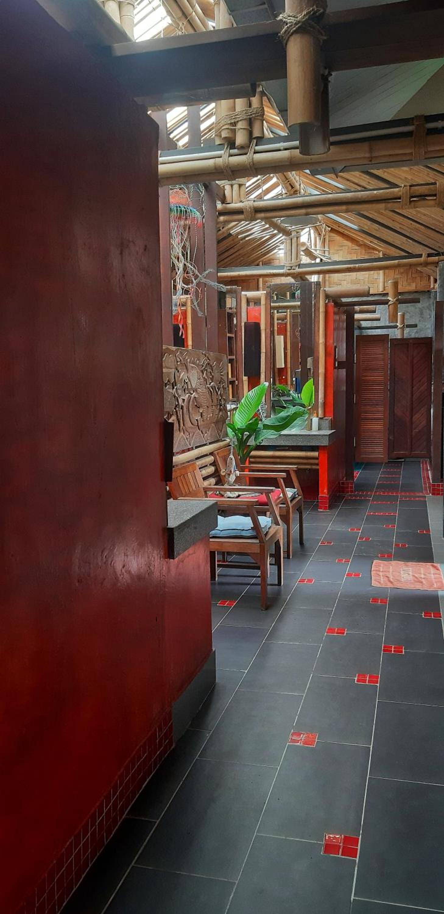Aha Lanta Cozy Hostel