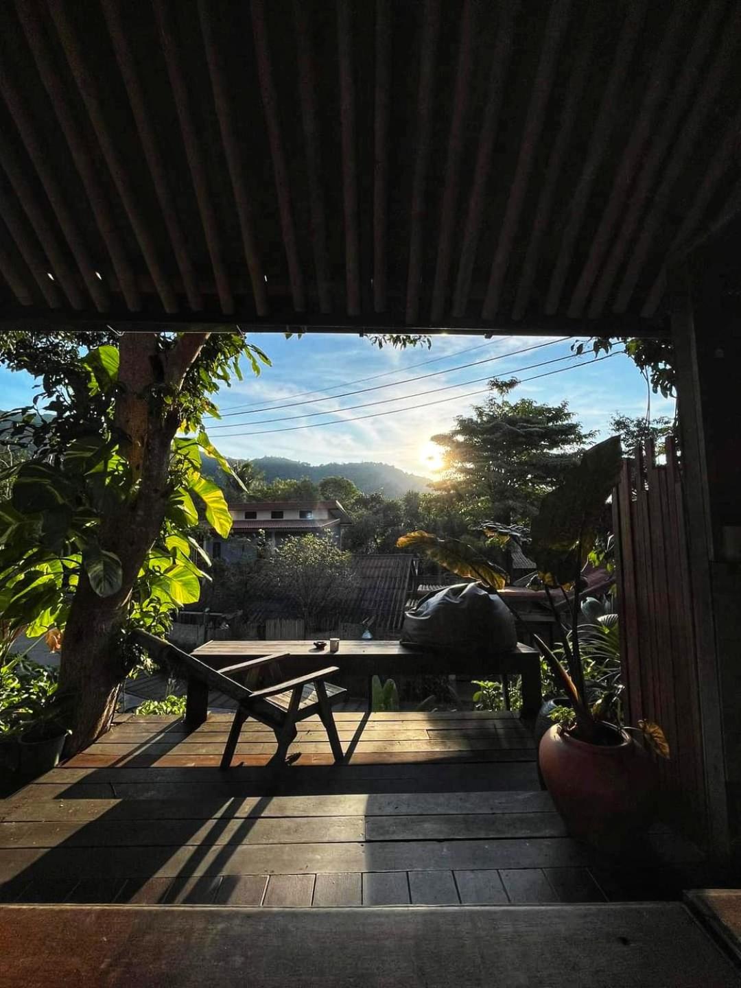 Aha Lanta Cozy Hostel