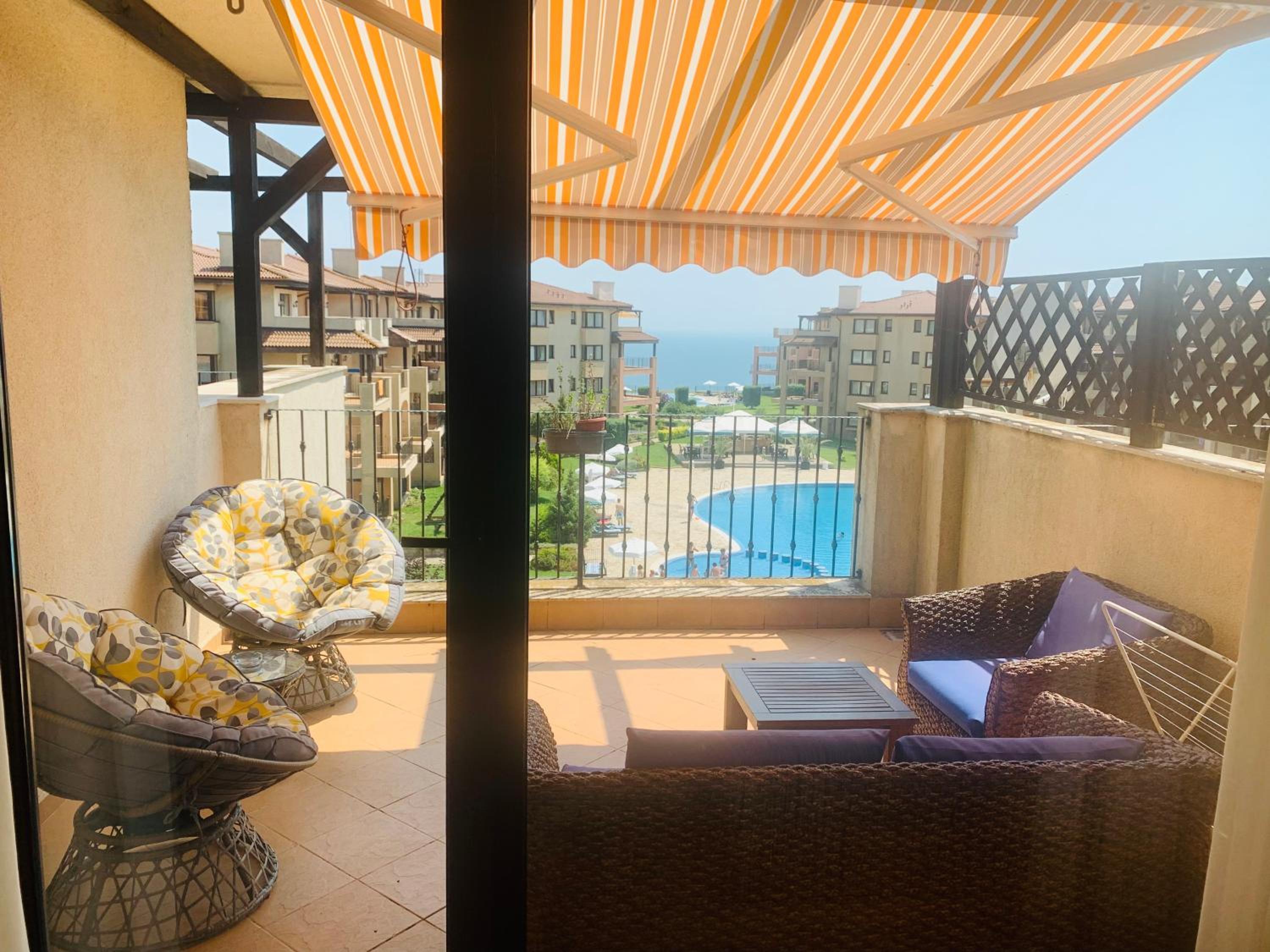 Royal Apartment Sea view by Kaliakria