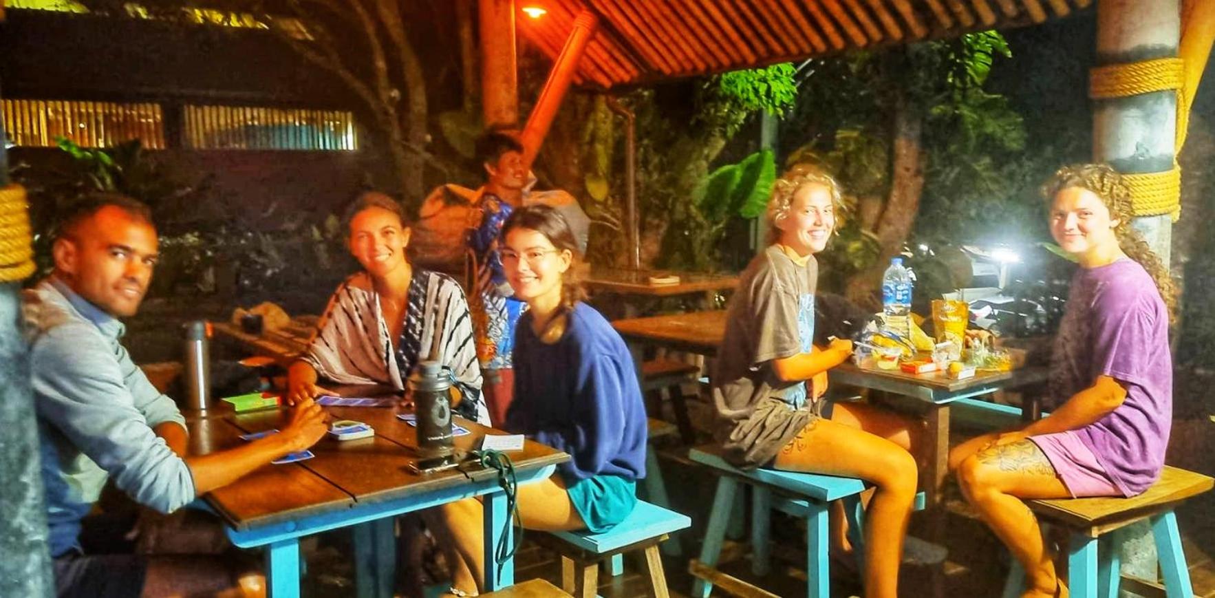 Aha Lanta Cozy Hostel