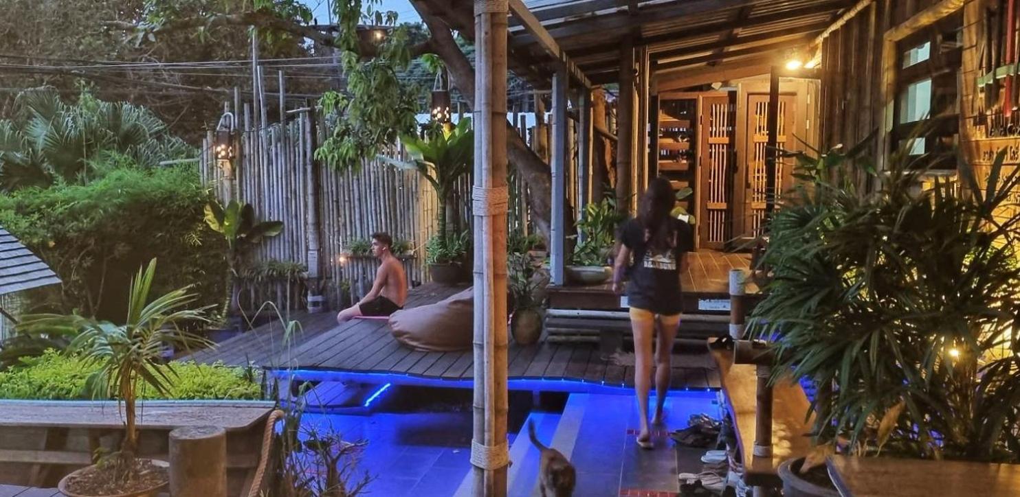 Aha Lanta Cozy Hostel