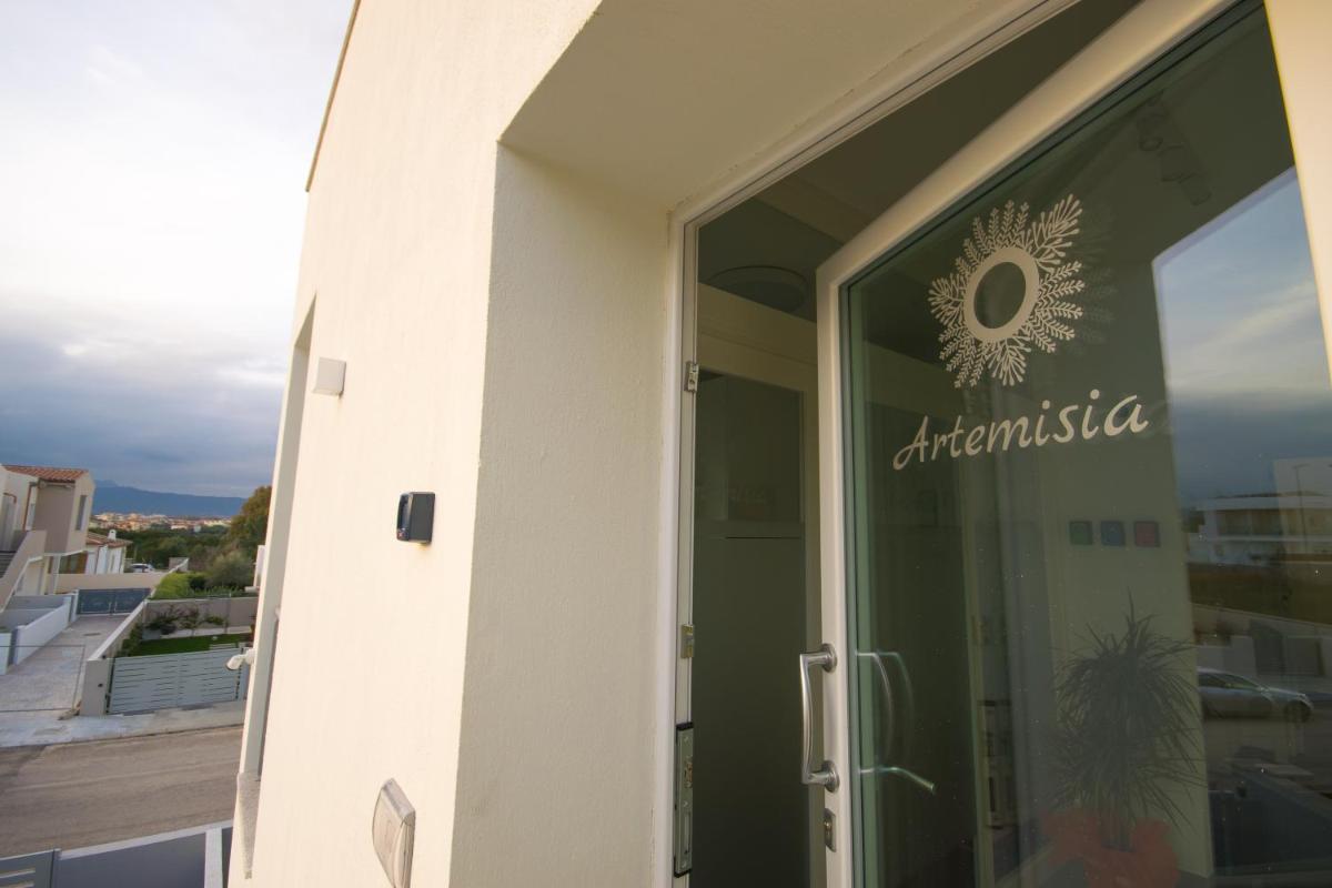 Artemisia Home