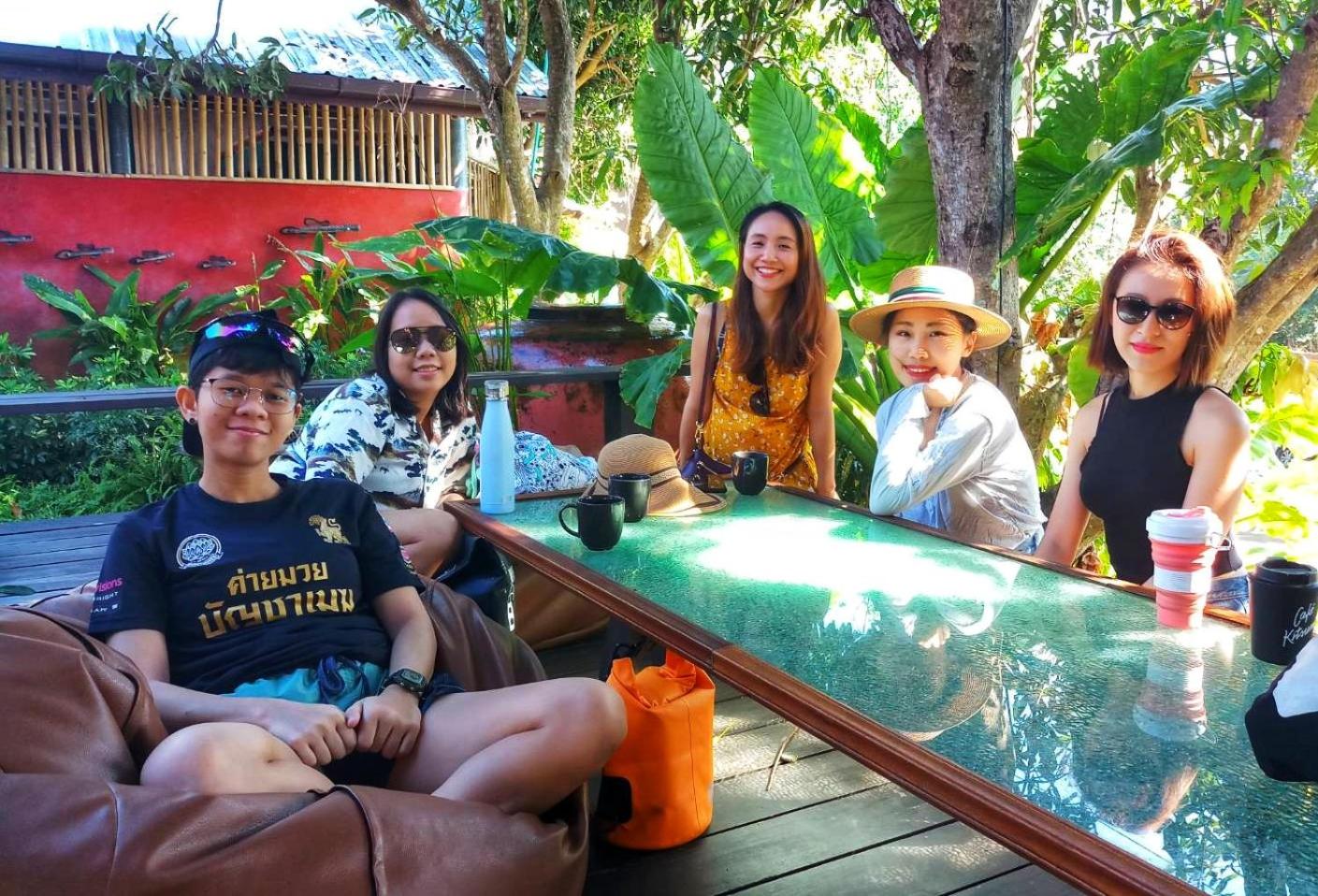 Aha Lanta Cozy Hostel
