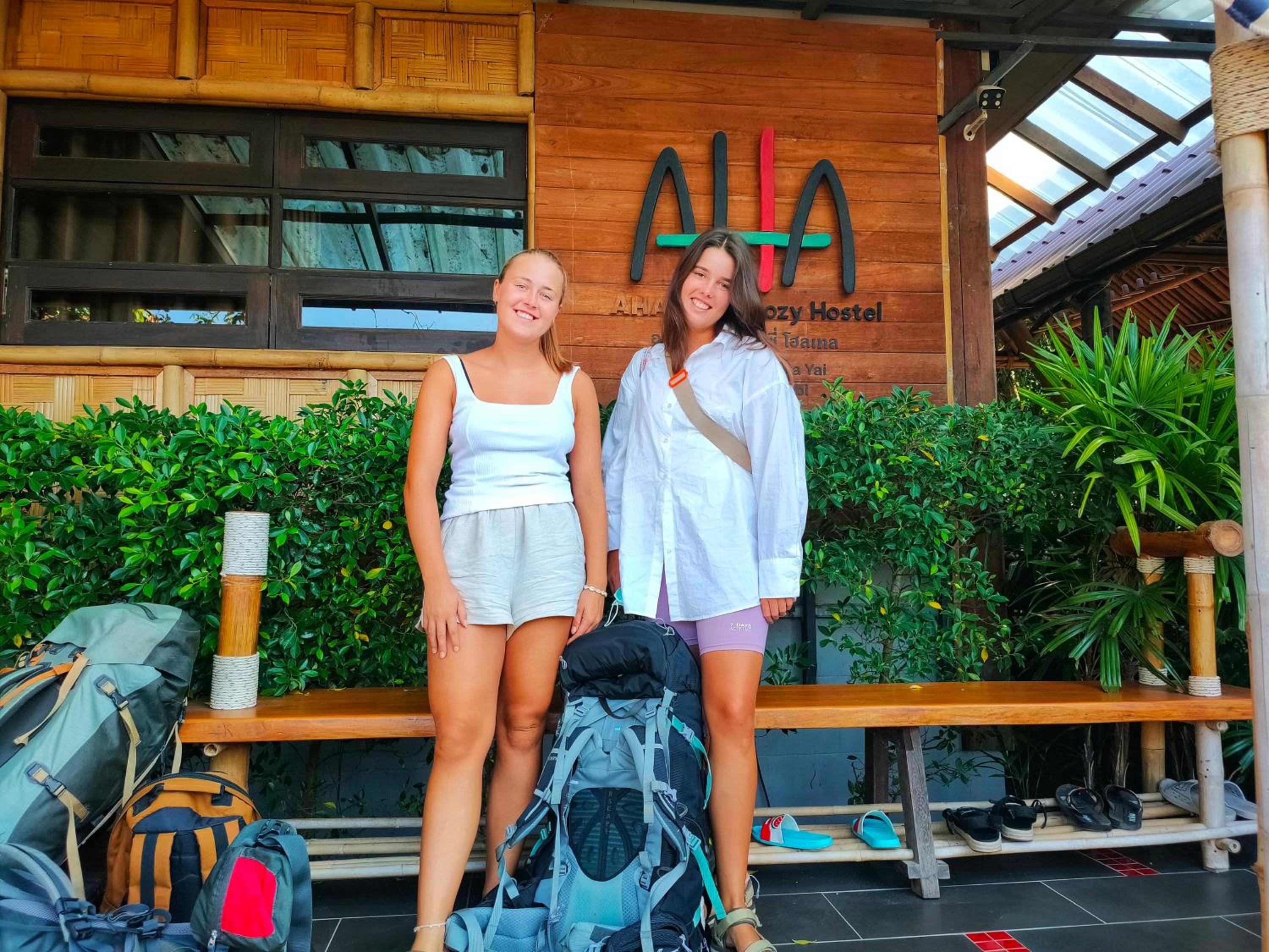 Aha Lanta Cozy Hostel
