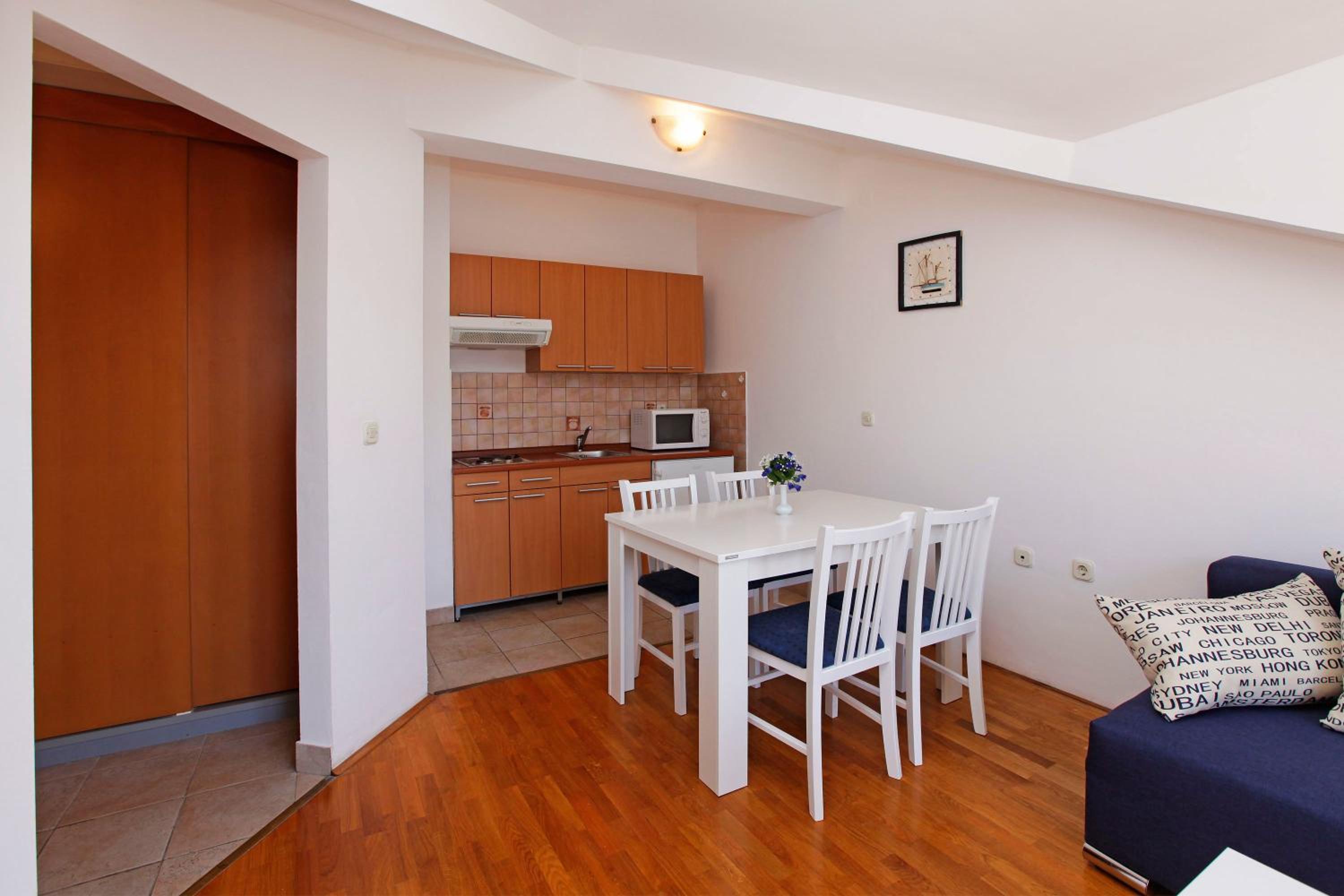 Apartments Vala