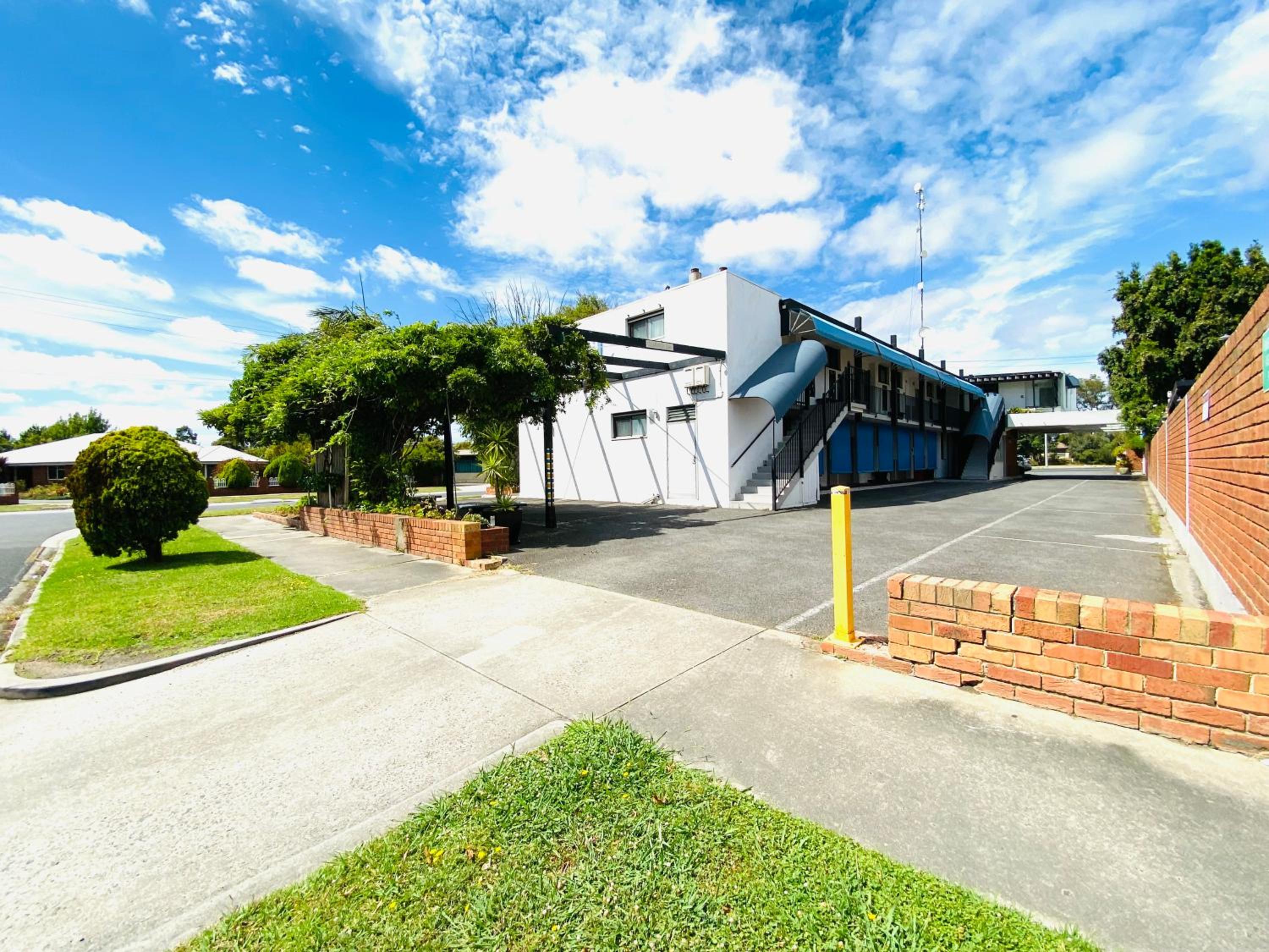 Connells Motel & Serviced Apartments