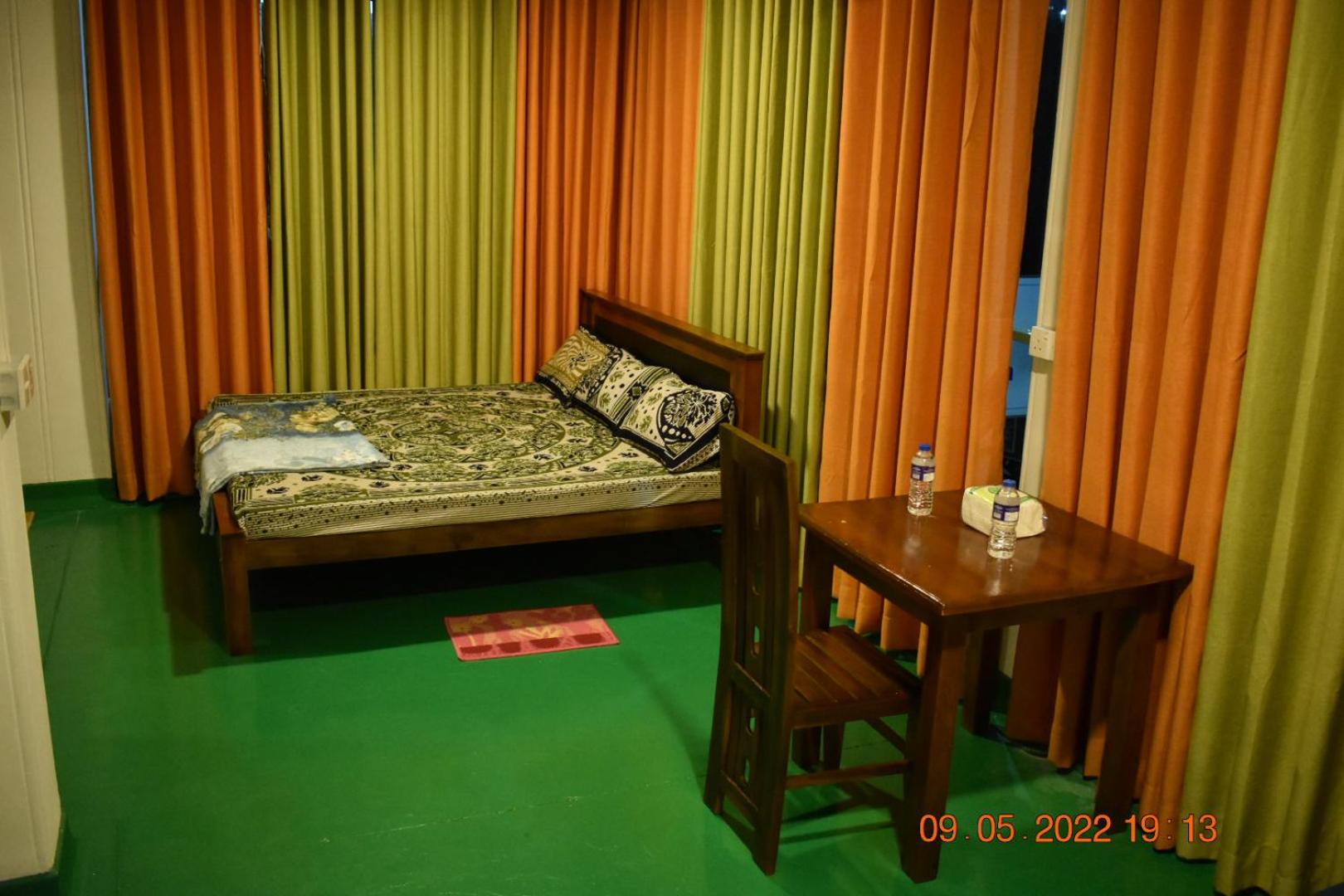 Photo 13
