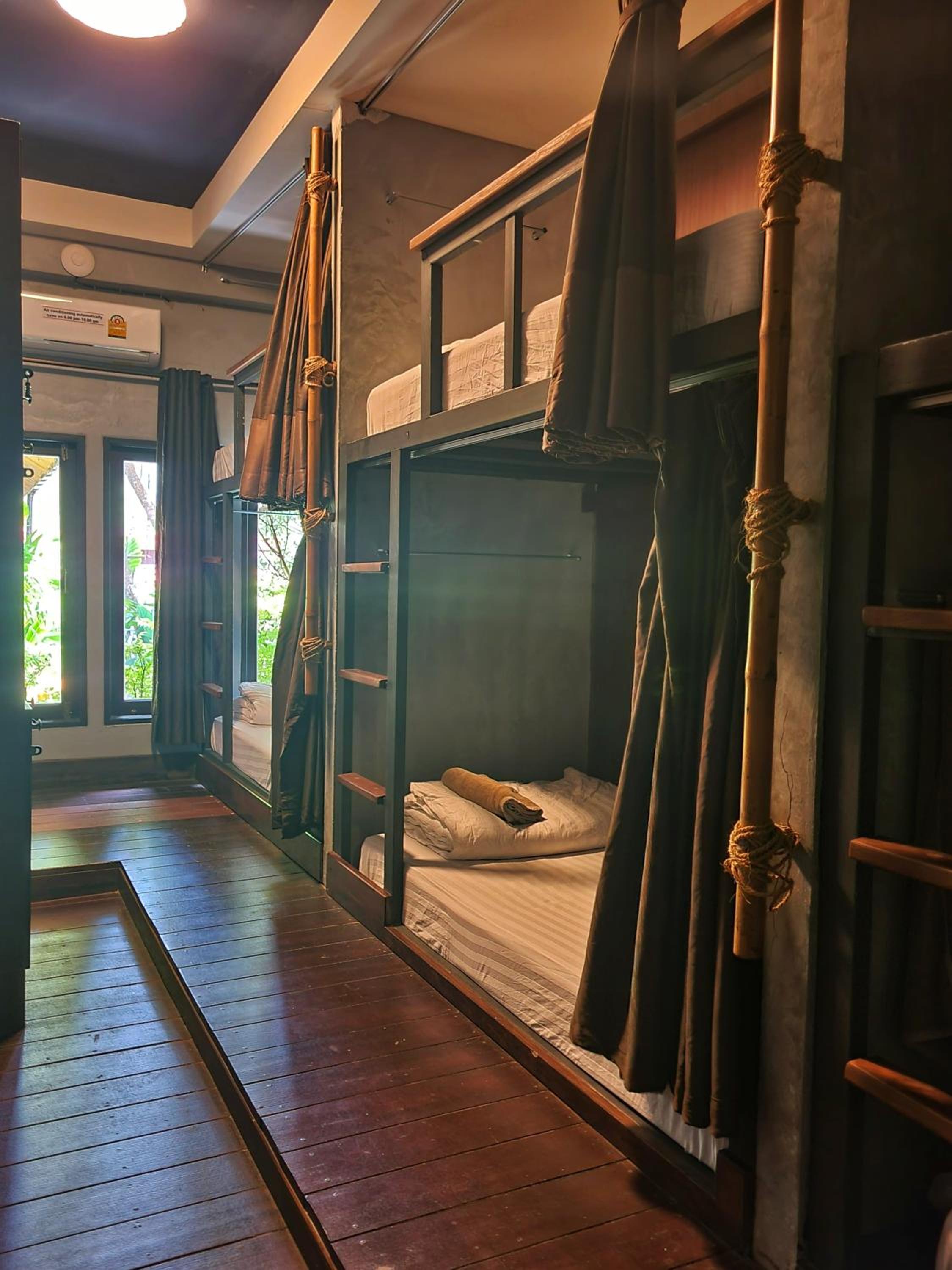Aha Lanta Cozy Hostel