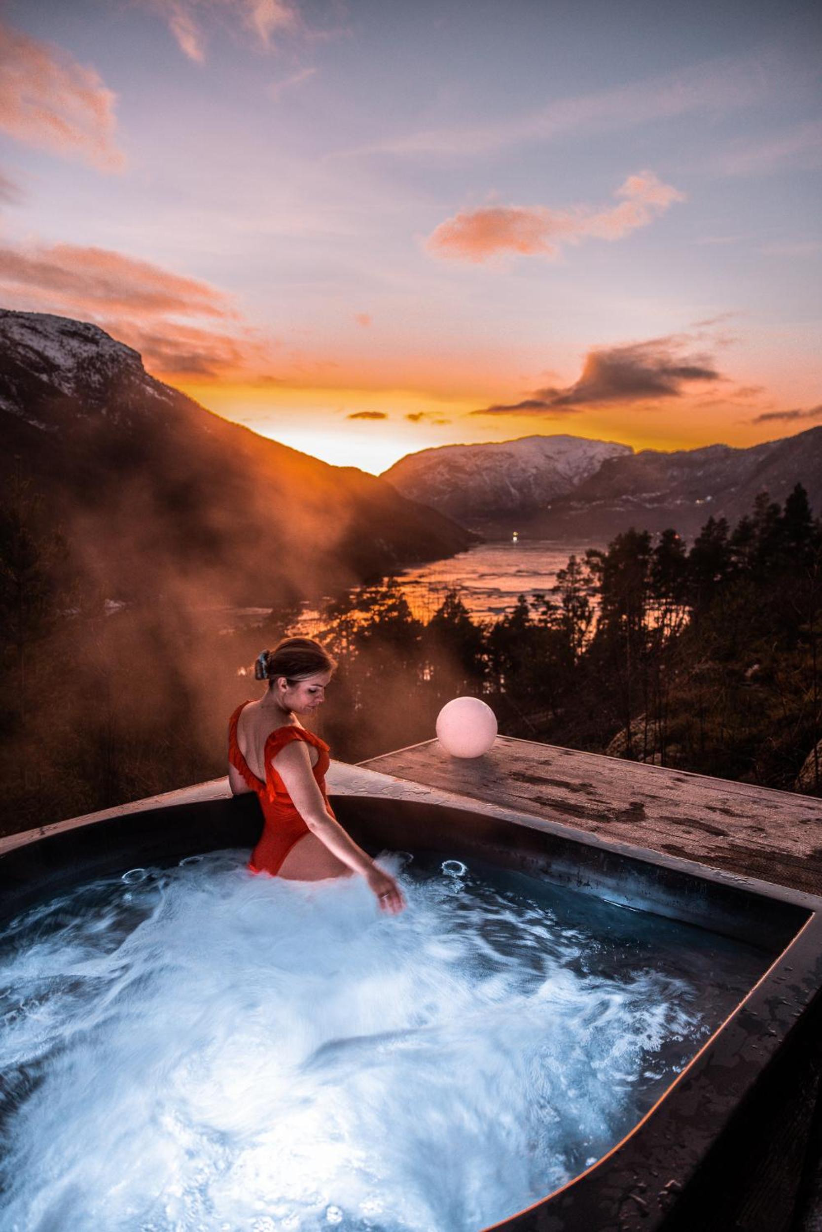 Sogndal Fjordpanorama - The view